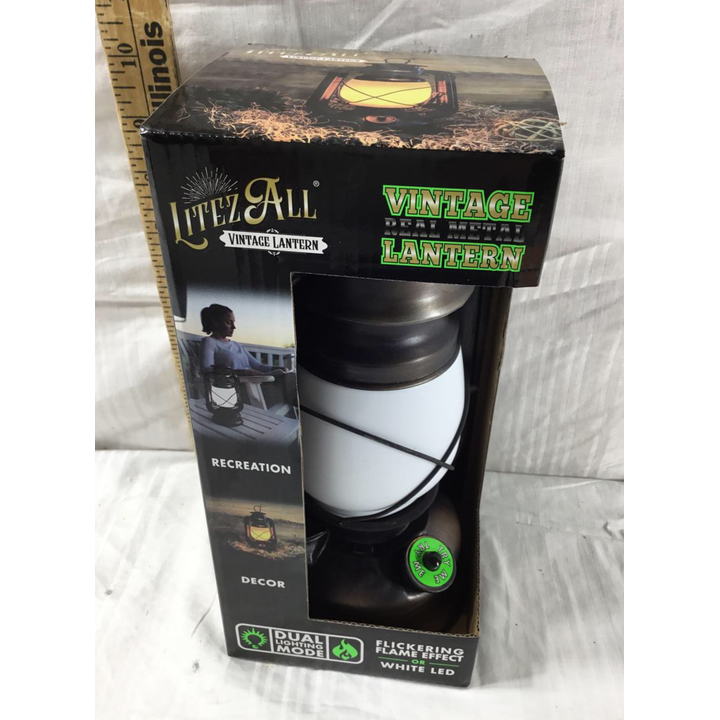 Litez All Vintage Lantern Flickering Flame Effect Or White LED 10" - Batteries Included