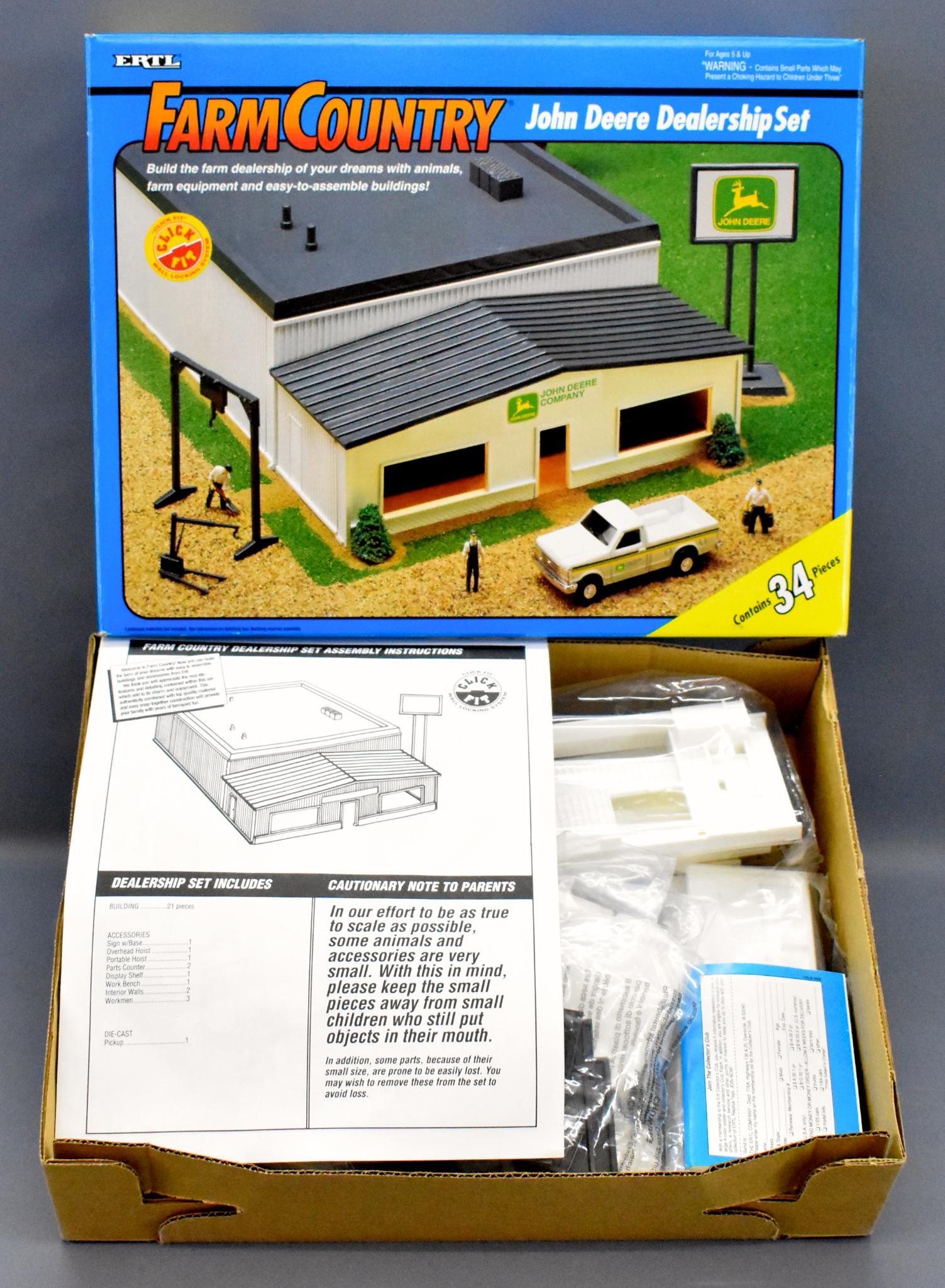 1/64 Ertl Farm Country 3 Pack of White Poly Tanks 