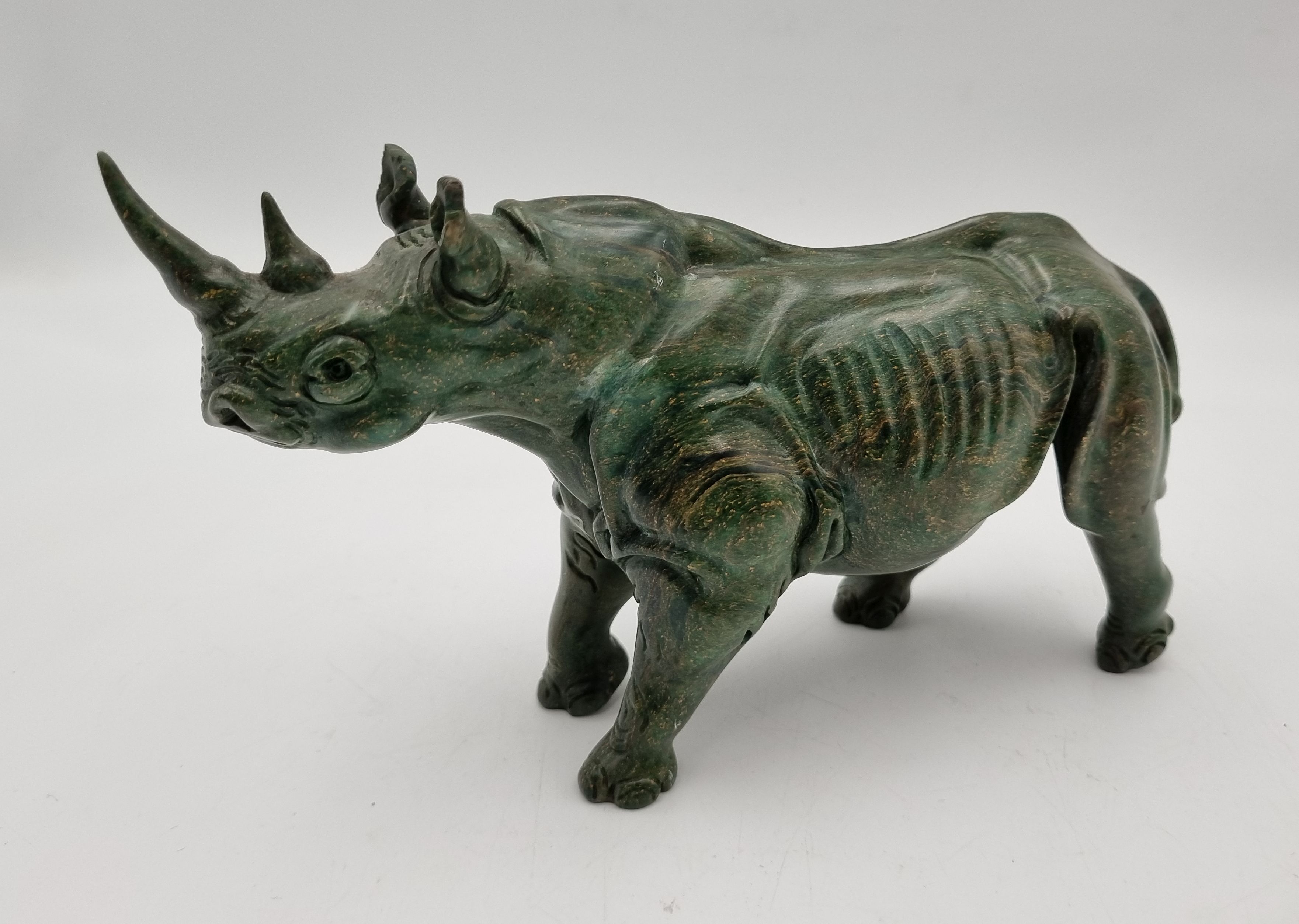 539 · A SHONA VERDITE SCULPTURE OF A RHINOCEROS