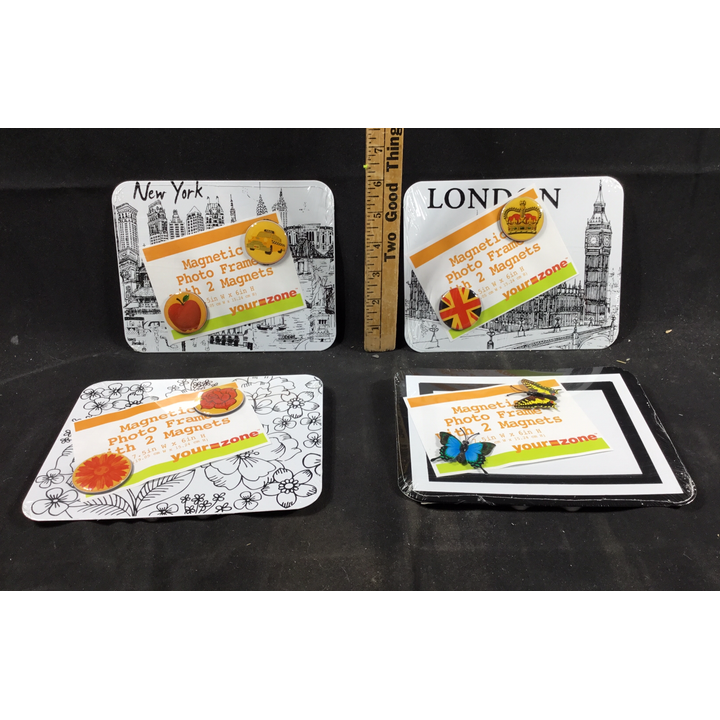(4) Magnetic Photo Frames with 2 Magnets