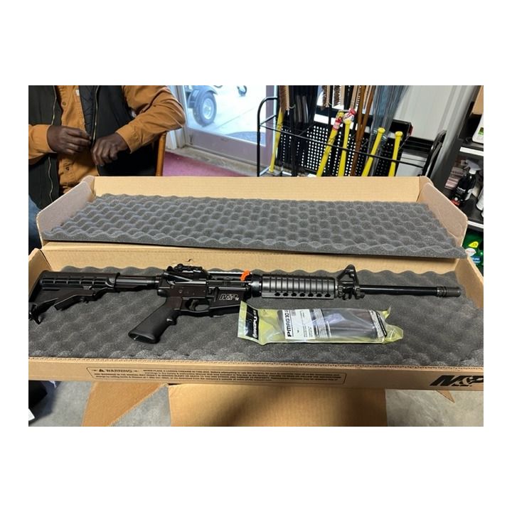 Smith & Wesson M&P15 Sport-2 Semi-Auto 5.56 Nato Rifle w/ 16'' Barrel & 30rd Magazine