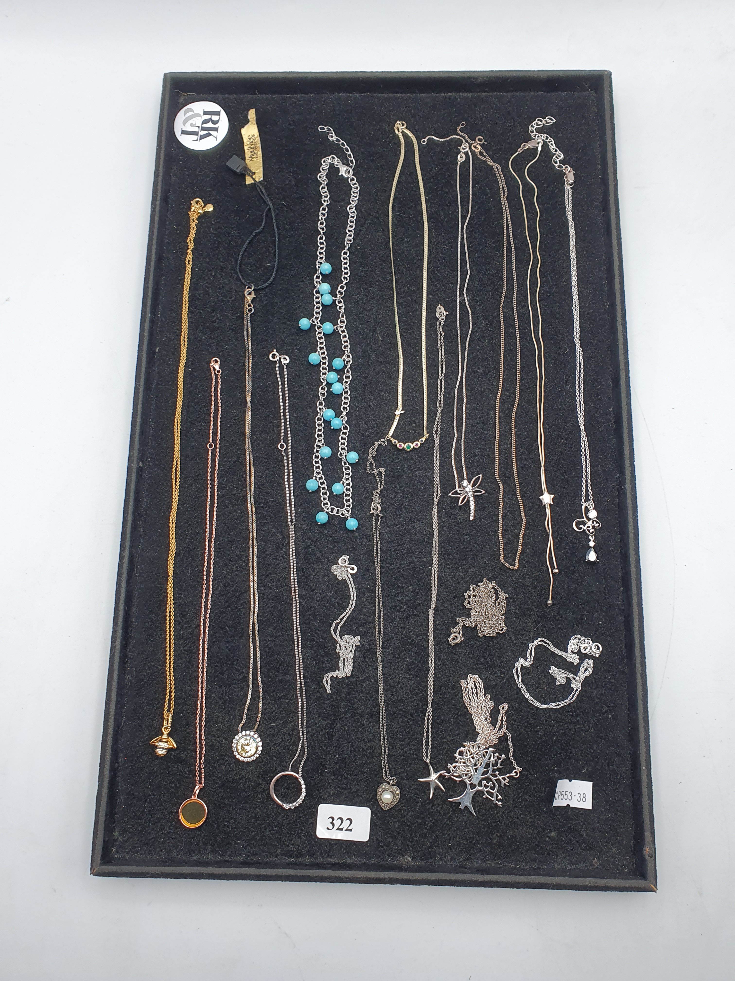 322 · 16 SILVER NECKLACES