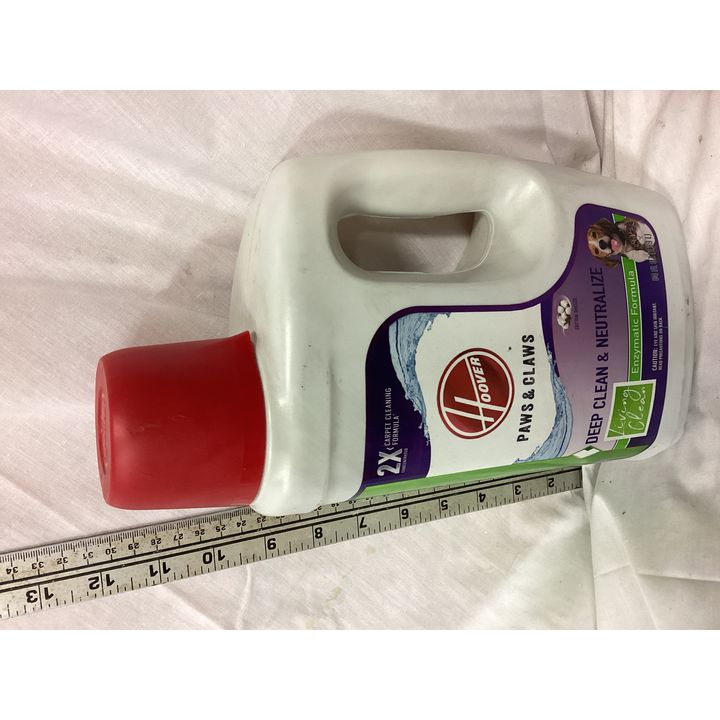 Hoover Paws & Claws Deep Clean & Neutralize 2X Carpet Cleaning Formula- 64oz