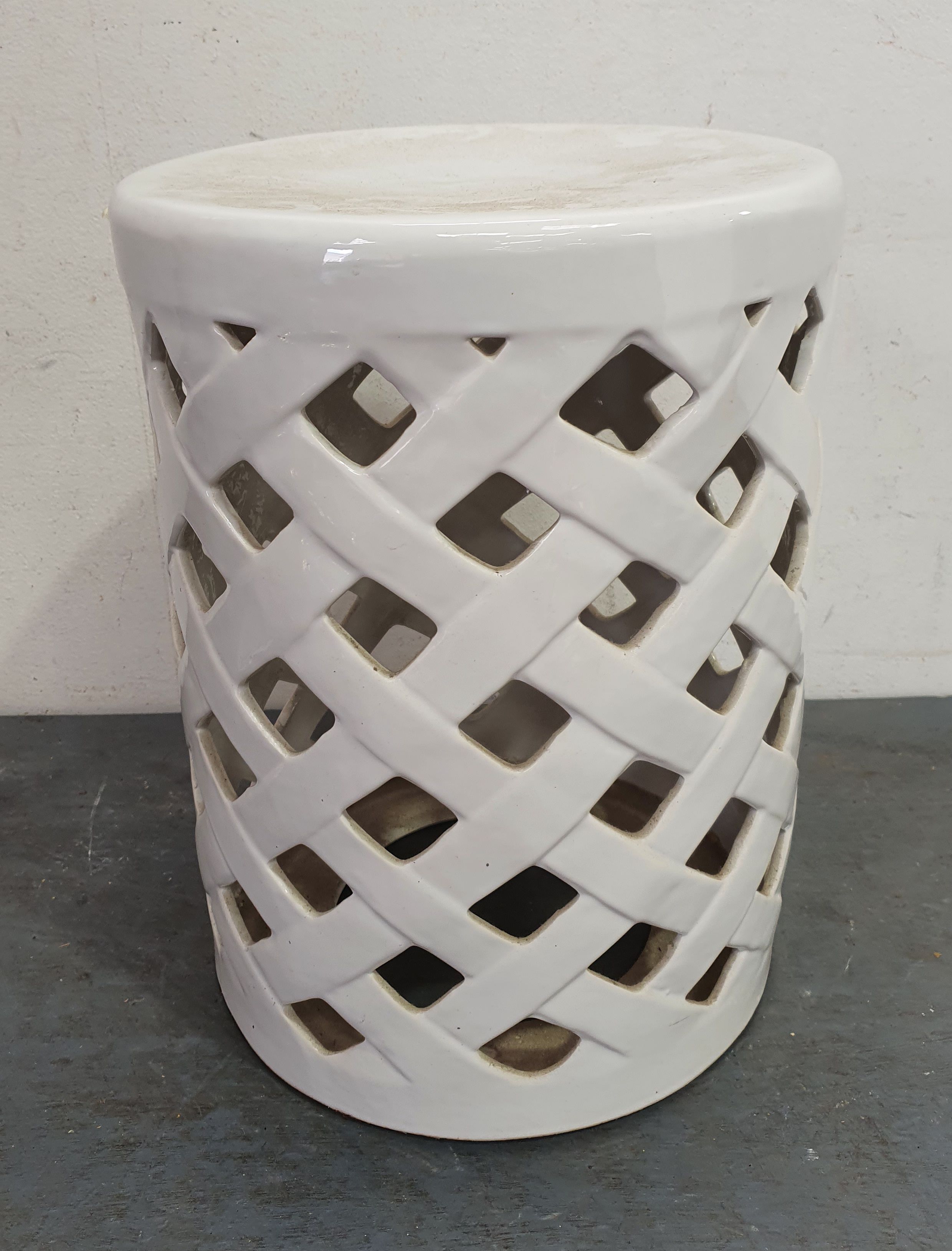 1121 · A PERFORATED STOOL