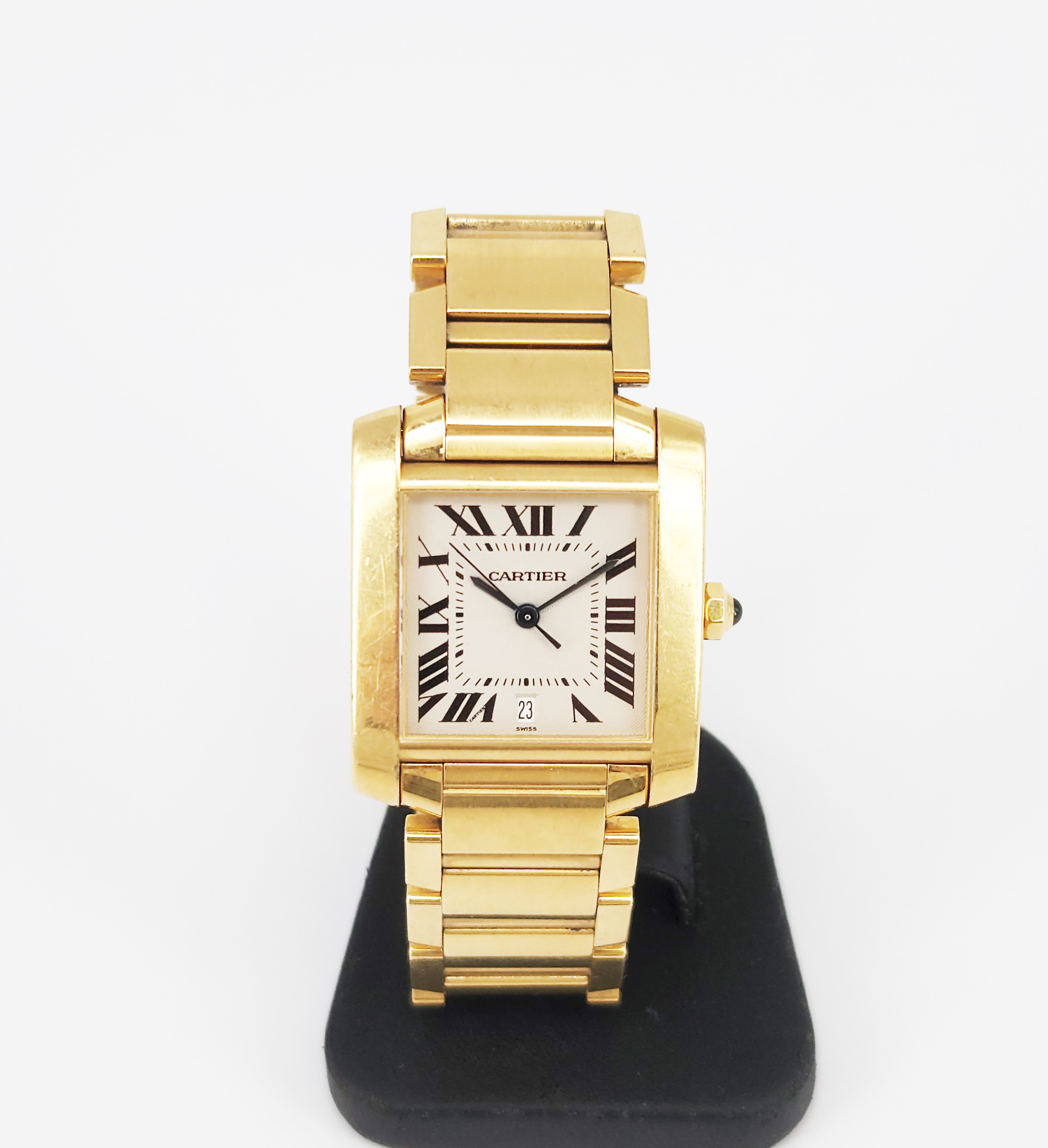 A CARTIER 18ct YELLOW GOLD SWISS MADE WATCH