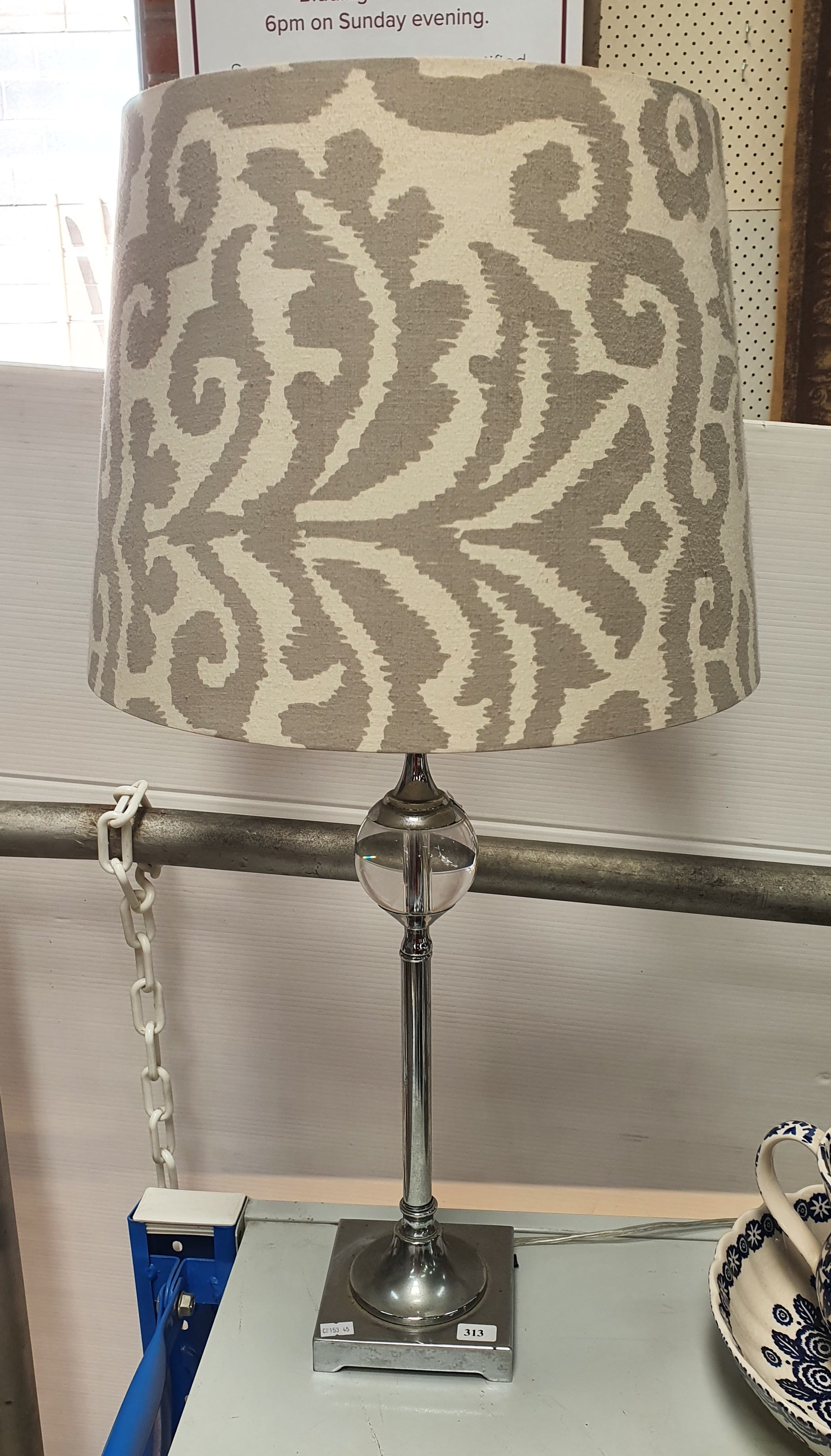 313 · A CONTEMPORARY TABLE LAMP AND SHADE
