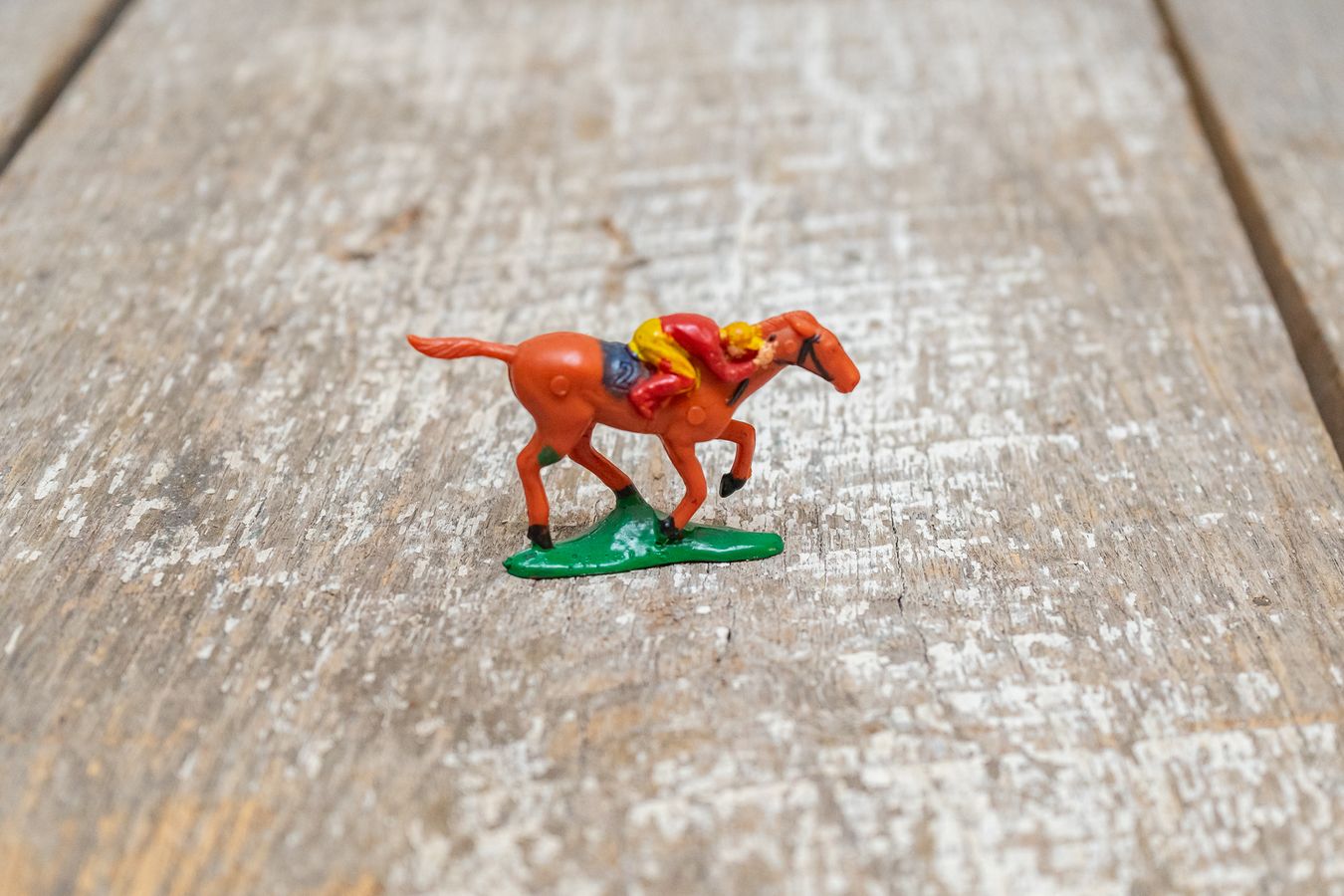 Plastic Racing Horse Toys Harritt Group, Inc