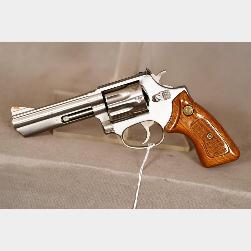 taurus 357 magnum revolver