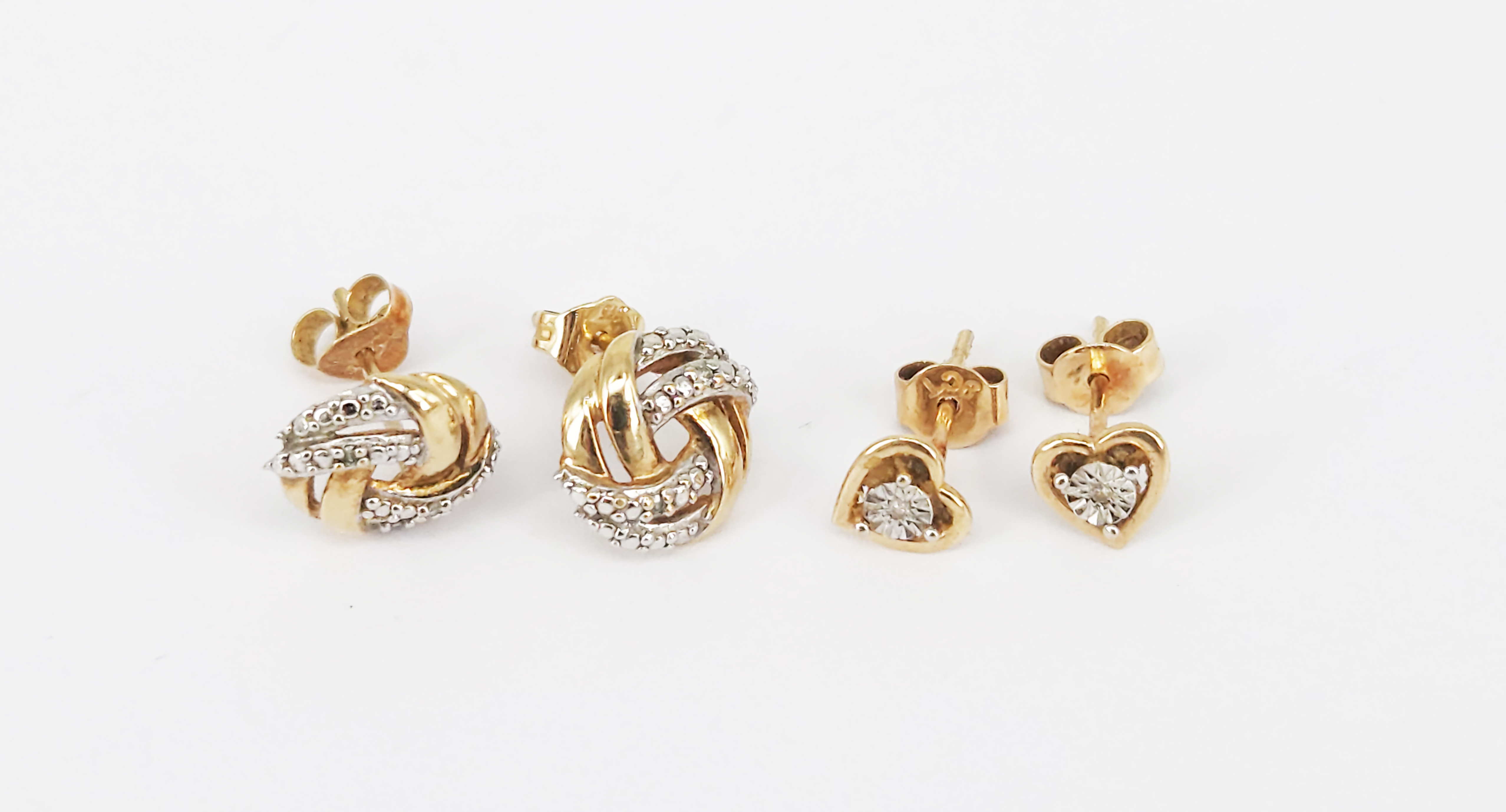 80 · TWO PAIRS OF 9ct GOLD EARRINGS
