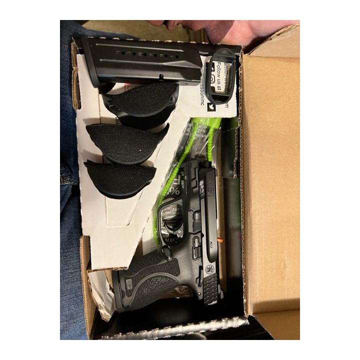 Smith & Wesson M&P9 M2.0 Compact Semi-Auto Pistol w/ 2-15rd Magazines, 3.6'' Barrel, and Finger/Trigger Safety