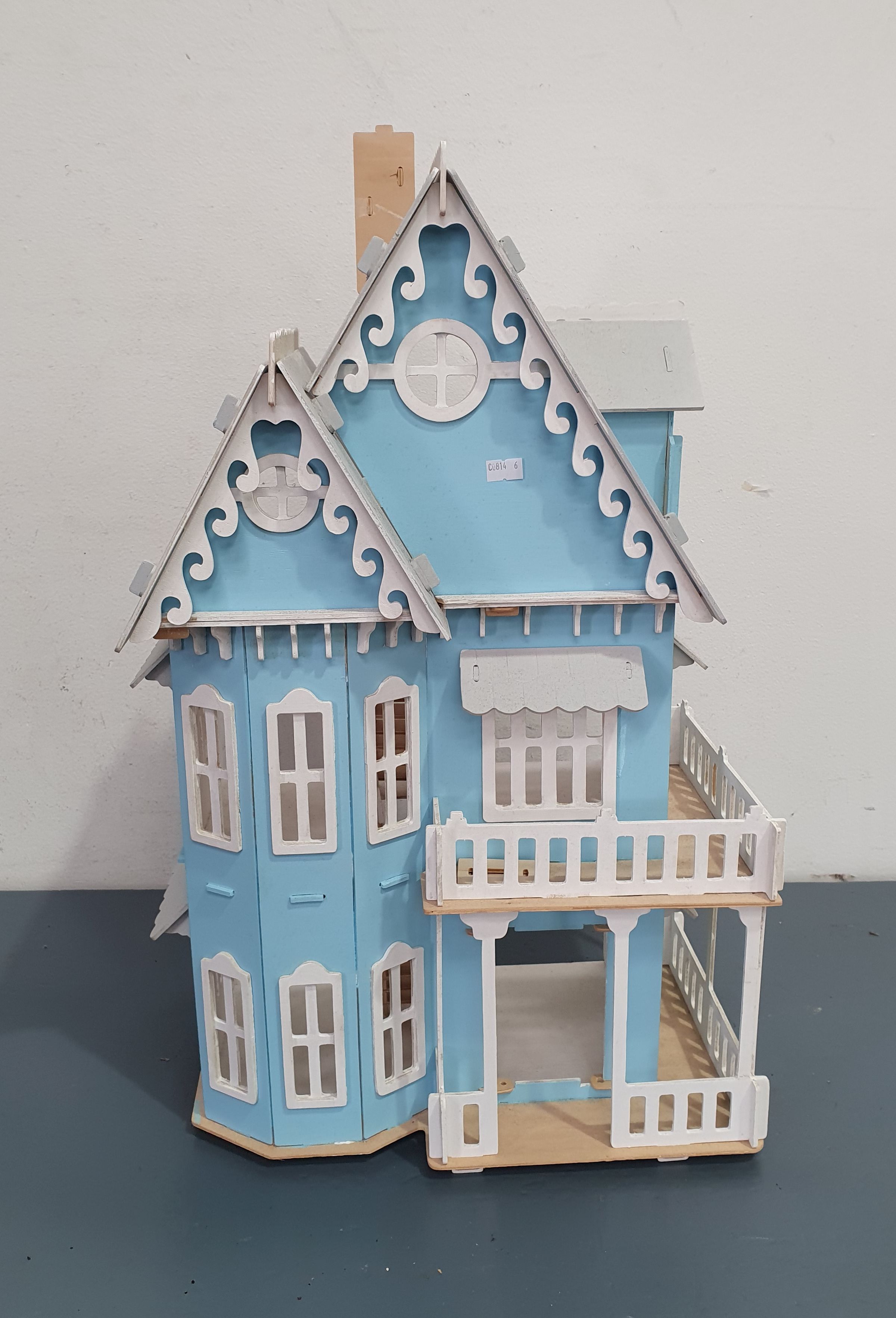 A Cute Dolls House