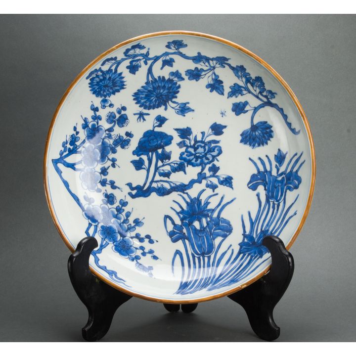 Chinese underglaze blue charger