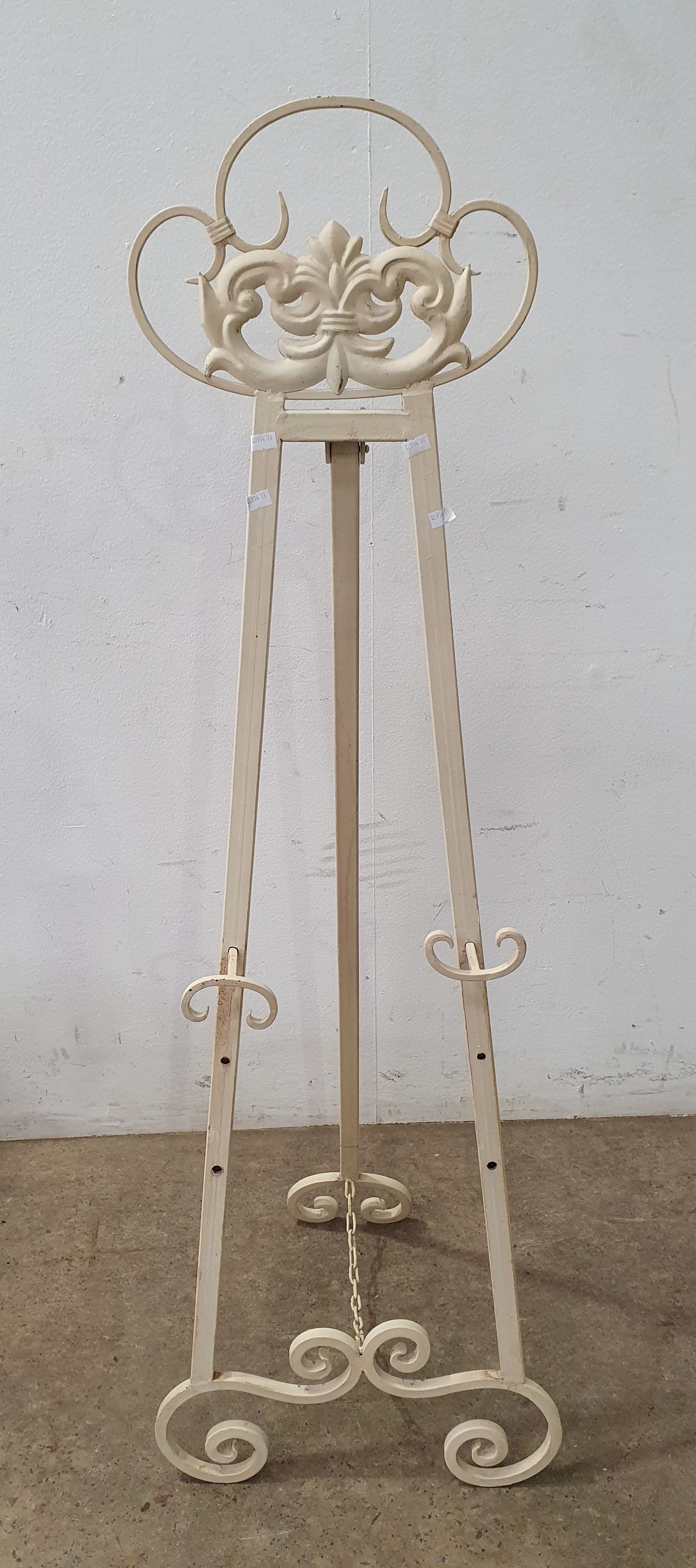A RESTAURANT /WEDDING EASEL