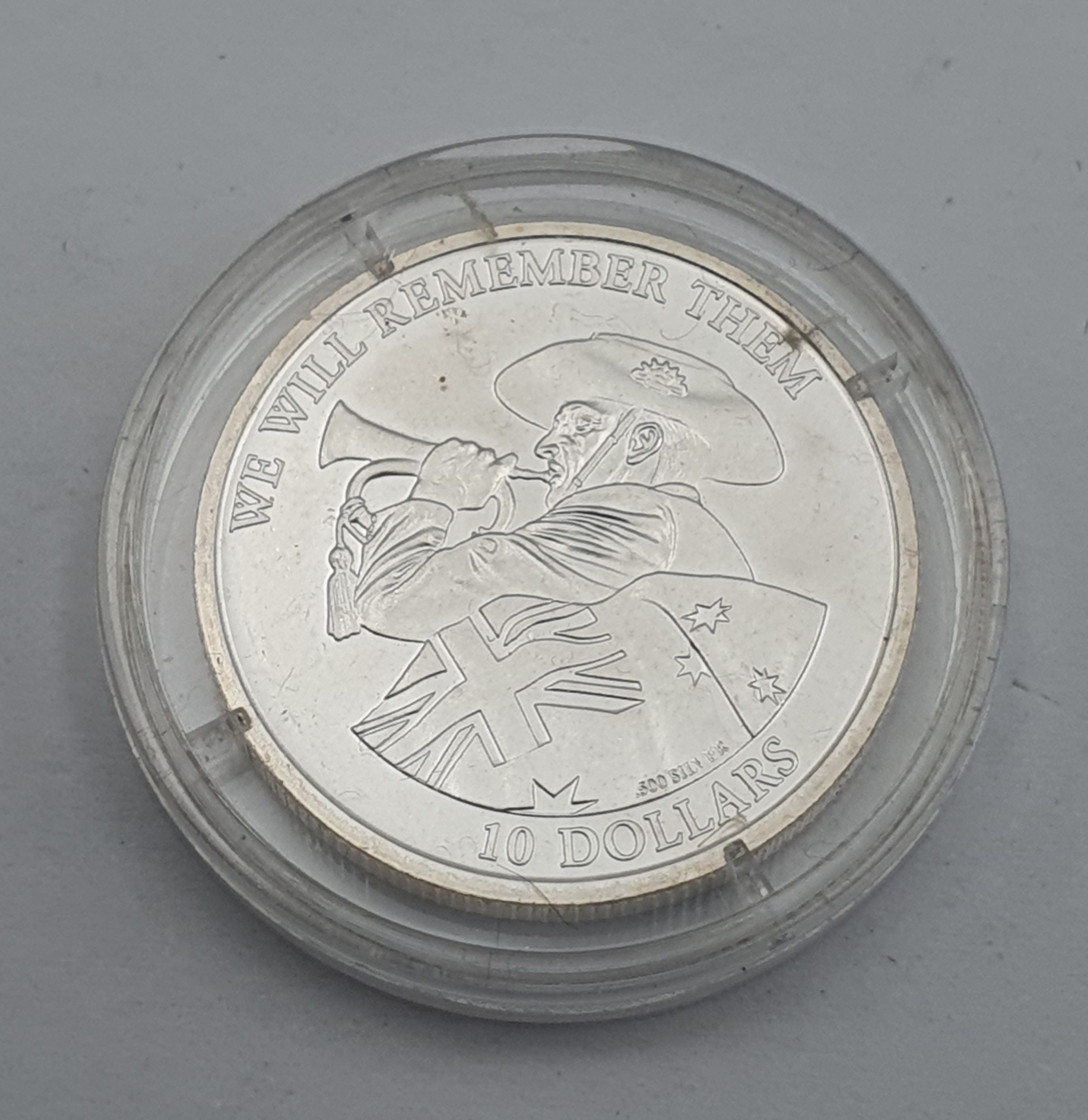 A BANK OF NAURU COMMEMORATIVE $10 COIN