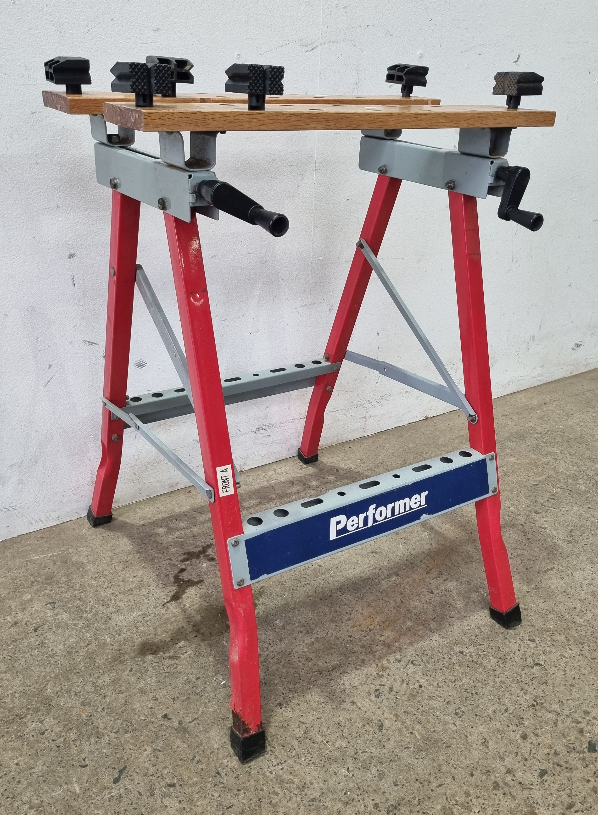 An Adjustable Performer Work Station
