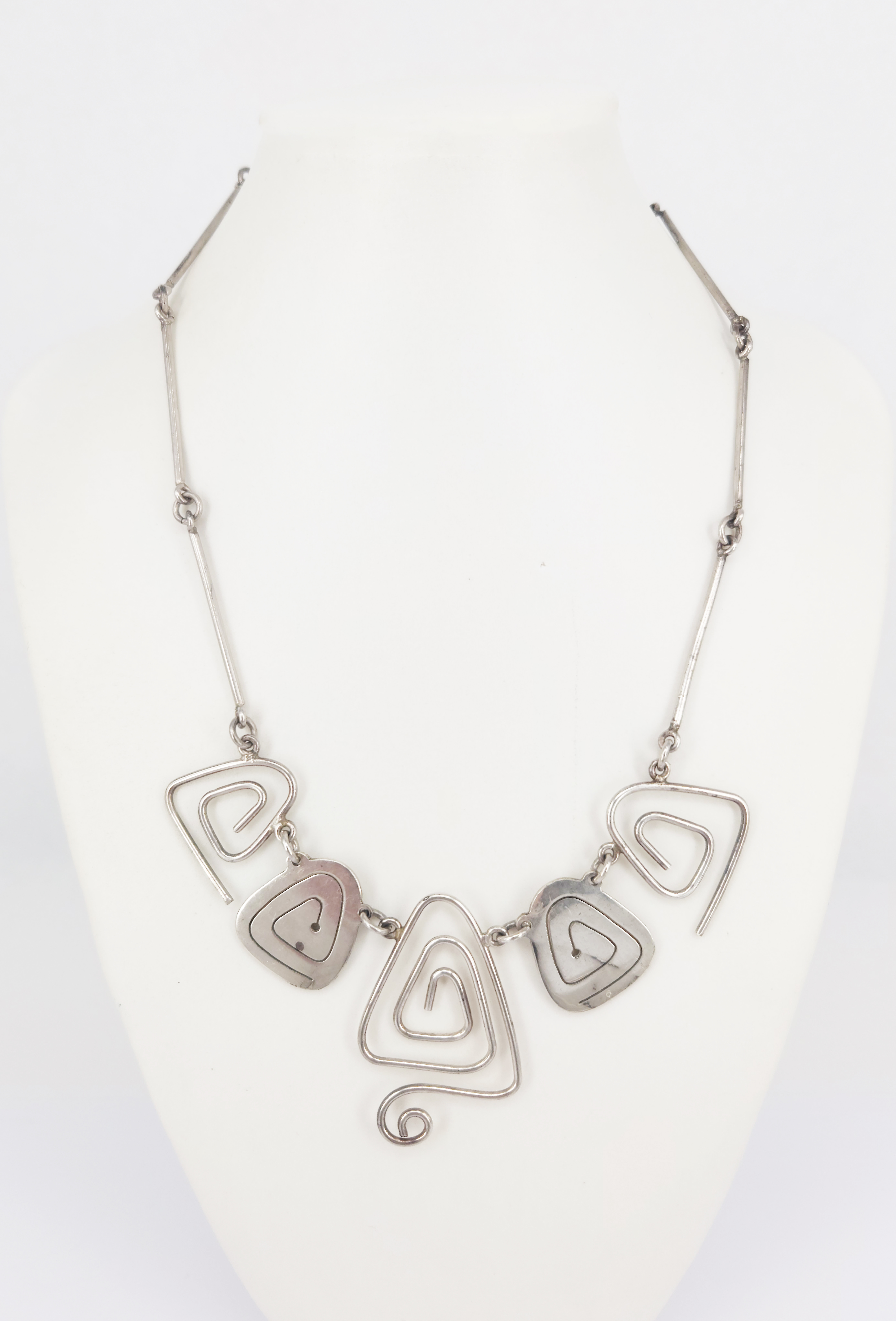 A Vintage Mexican Sterling Silver Necklace