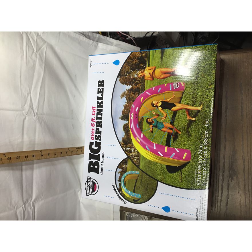 BIgMouth Big Sprinkler 6ft Donut Tunnel (52 x 96 x 74)