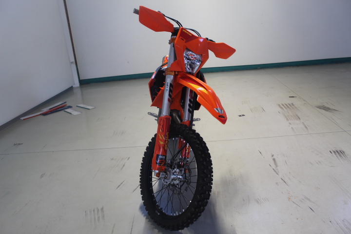 2025 KTM 500 EXC/EXC-F/CHAMPION EDITION (SIX DAYS)