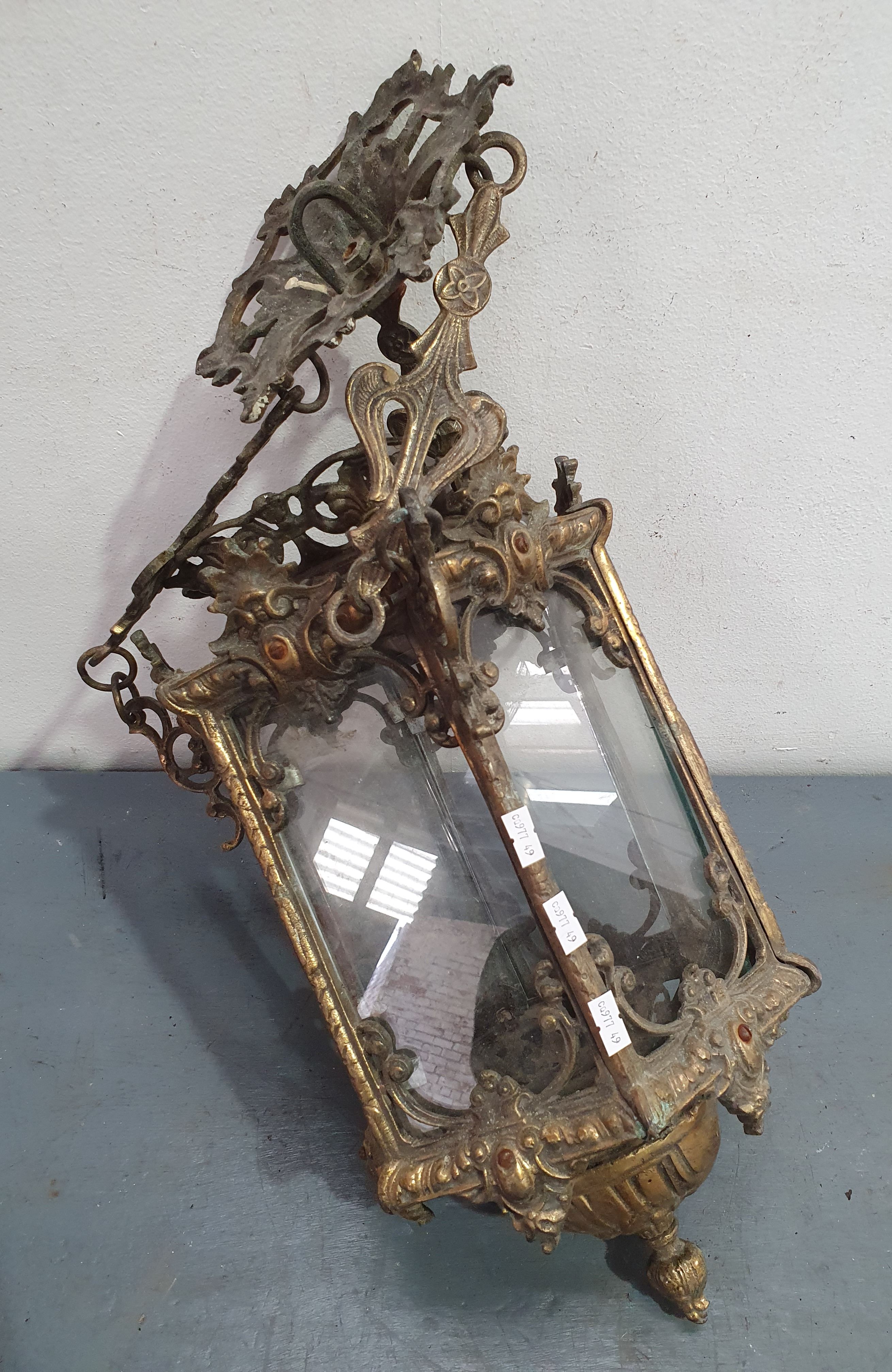 1213 · A BRASS HANGING LIGHT