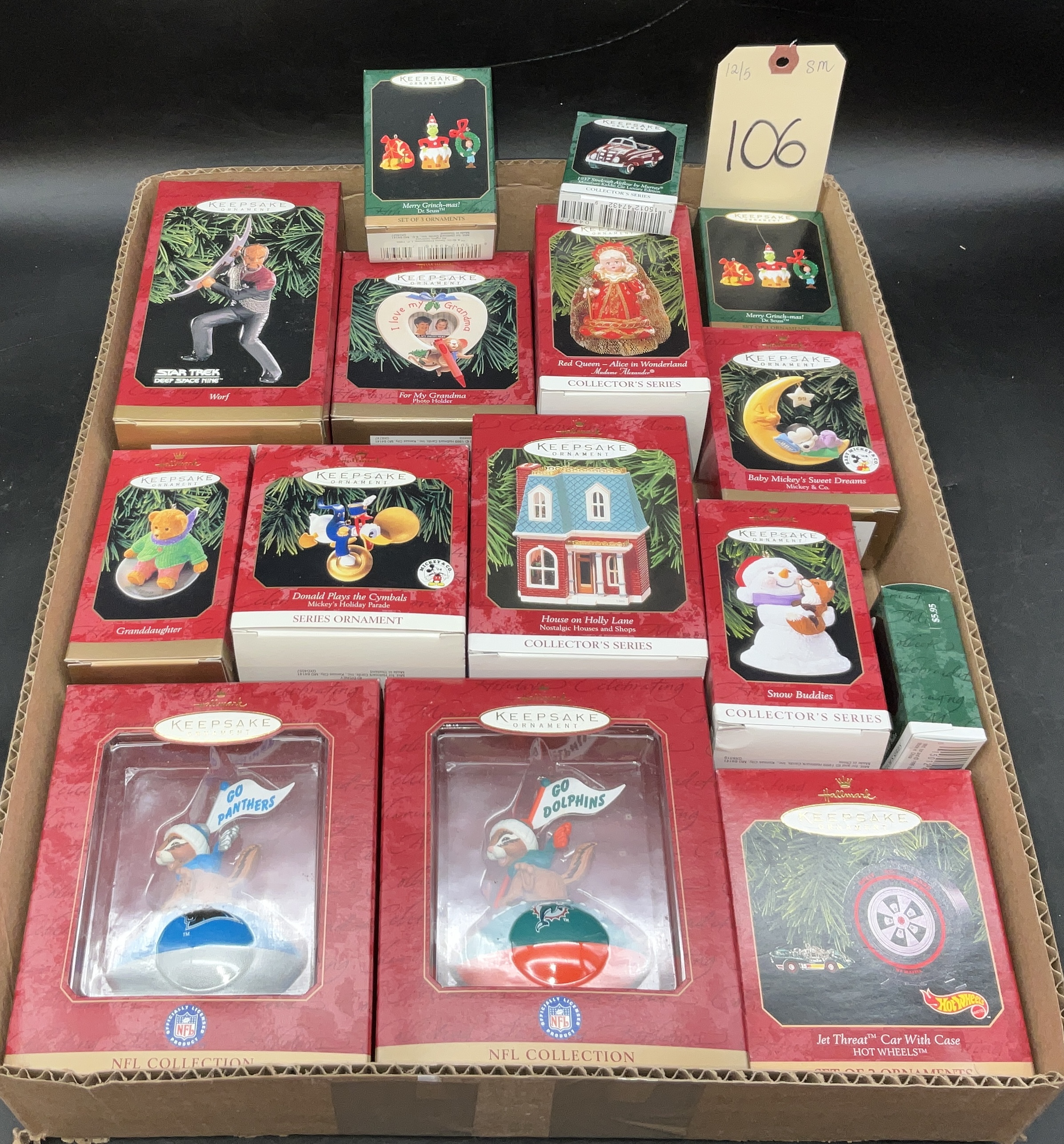 HALLMARK KEEPSAKE ORNAMENTS Teel Auctions