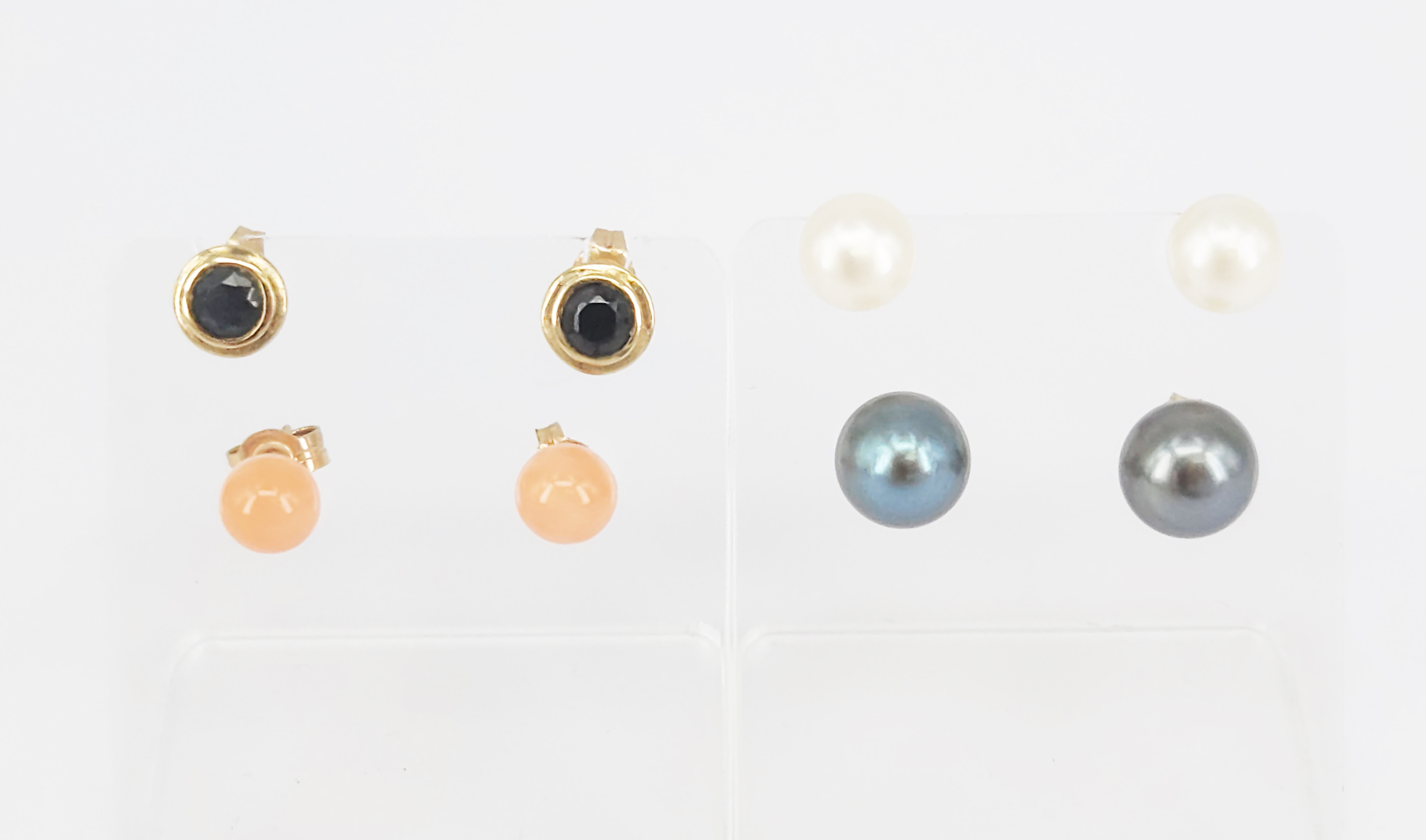 109 · FOUR PAIRS OF 9ct GOLD MOUNTED STUD EARRINGS
