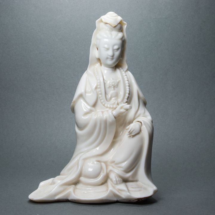 Chinese Dehua figure of Guanyin