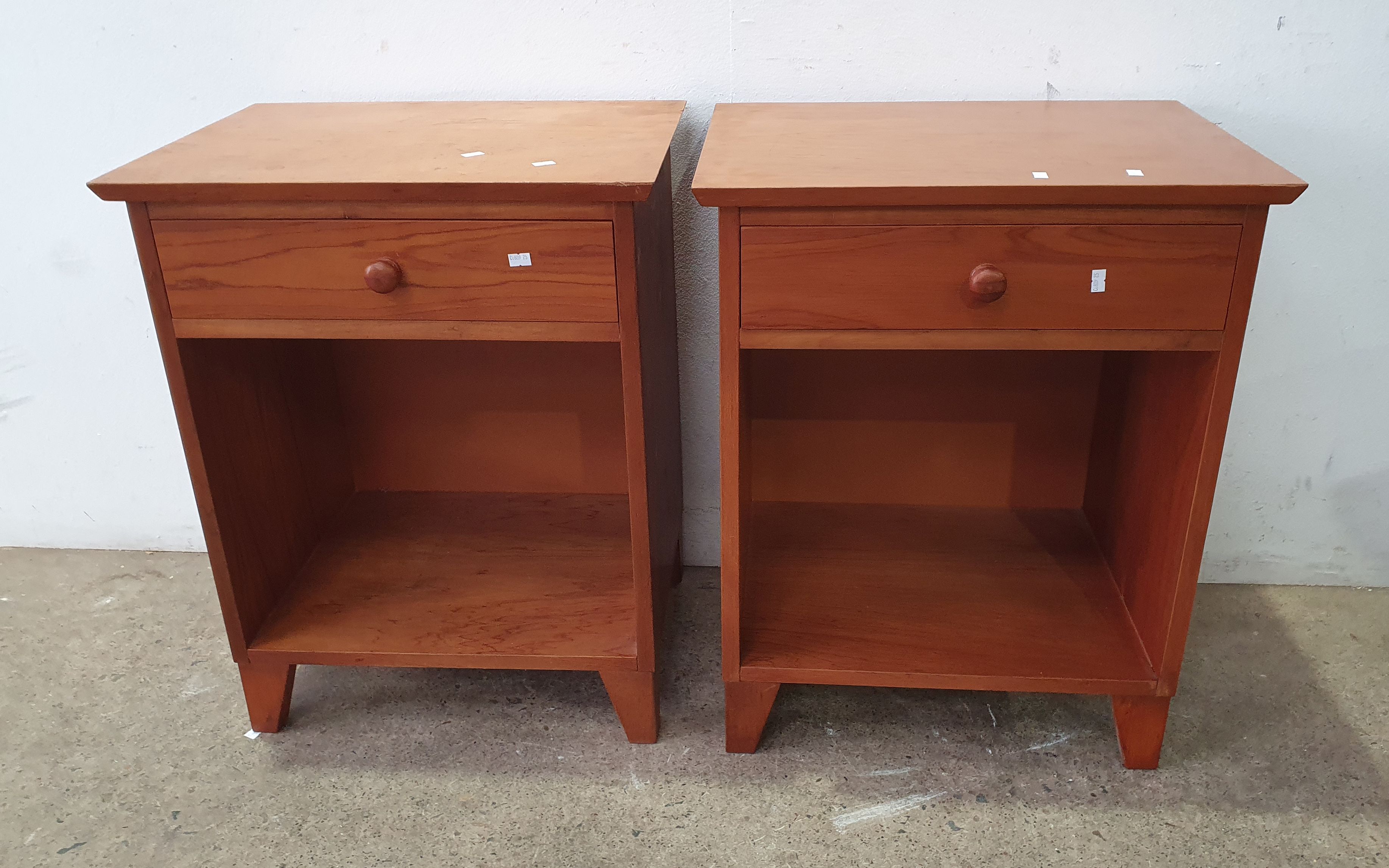 2144 · A PAIR OF BEDSIDE CABINETS