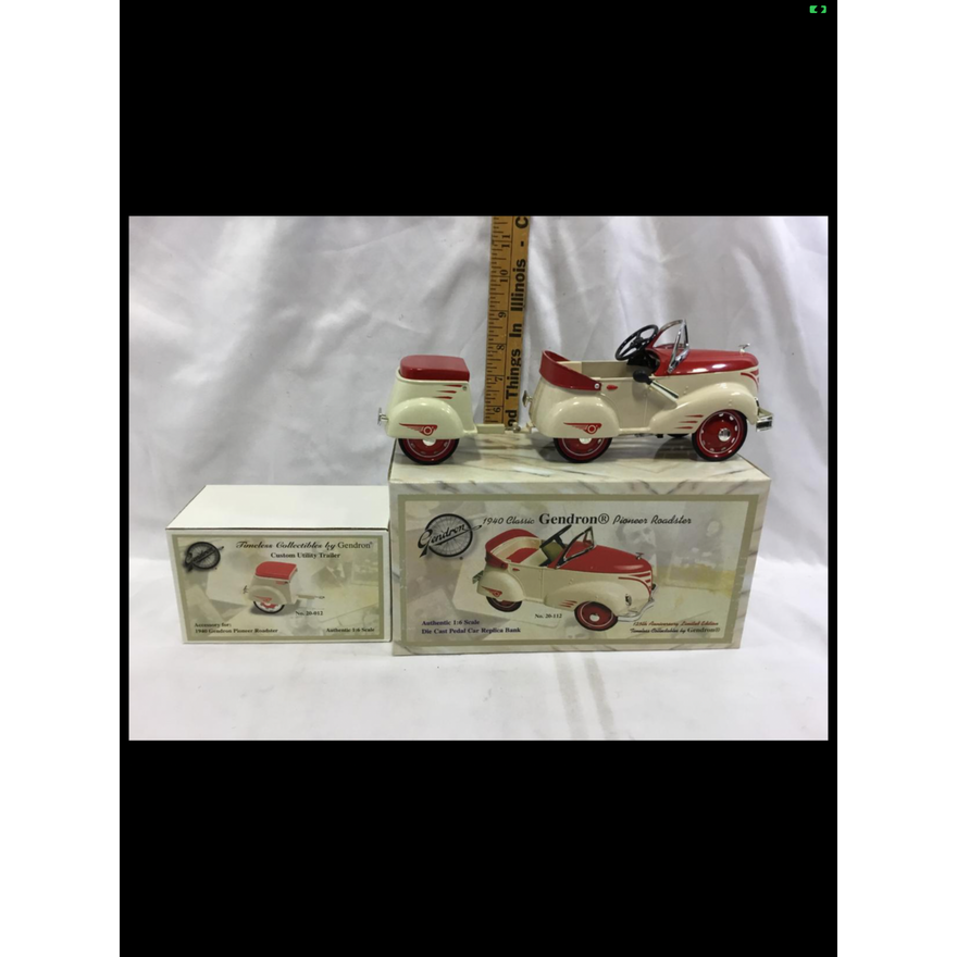Gendron 1940 Classic Pioneer Roadster & Trailer