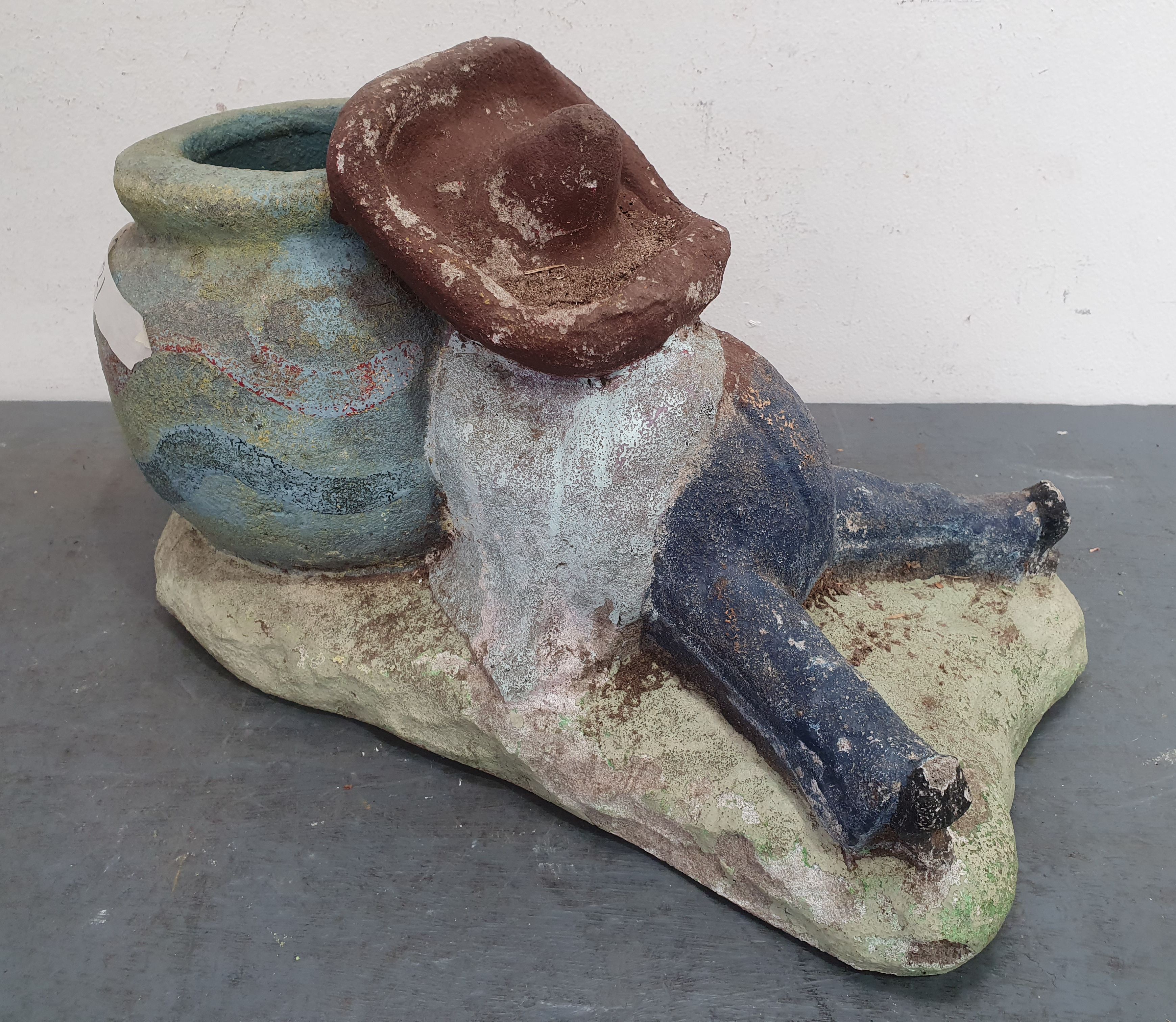1106 · A PLANTER IN MEXICAN  FORM