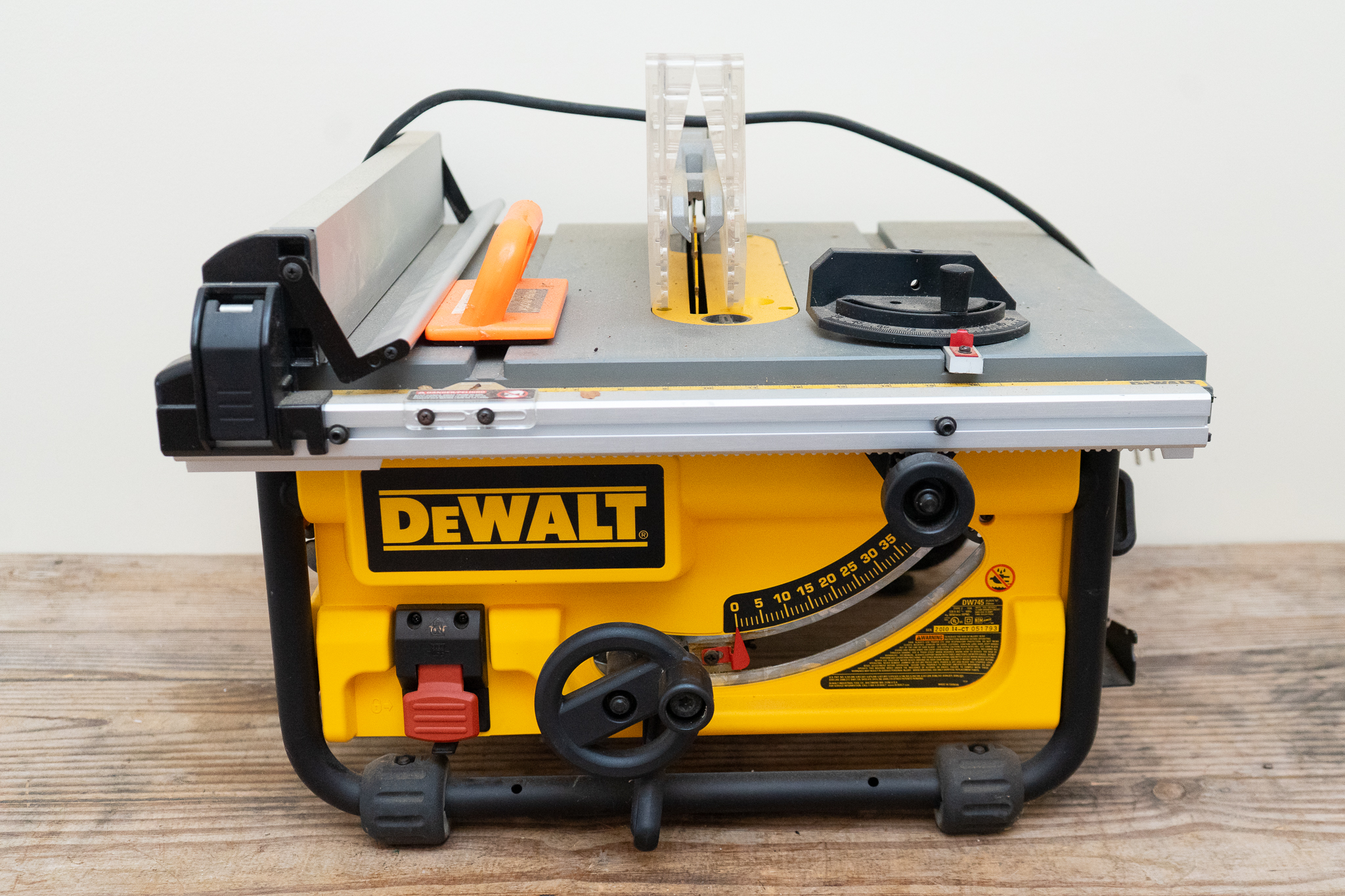 DeWalt DW745 10