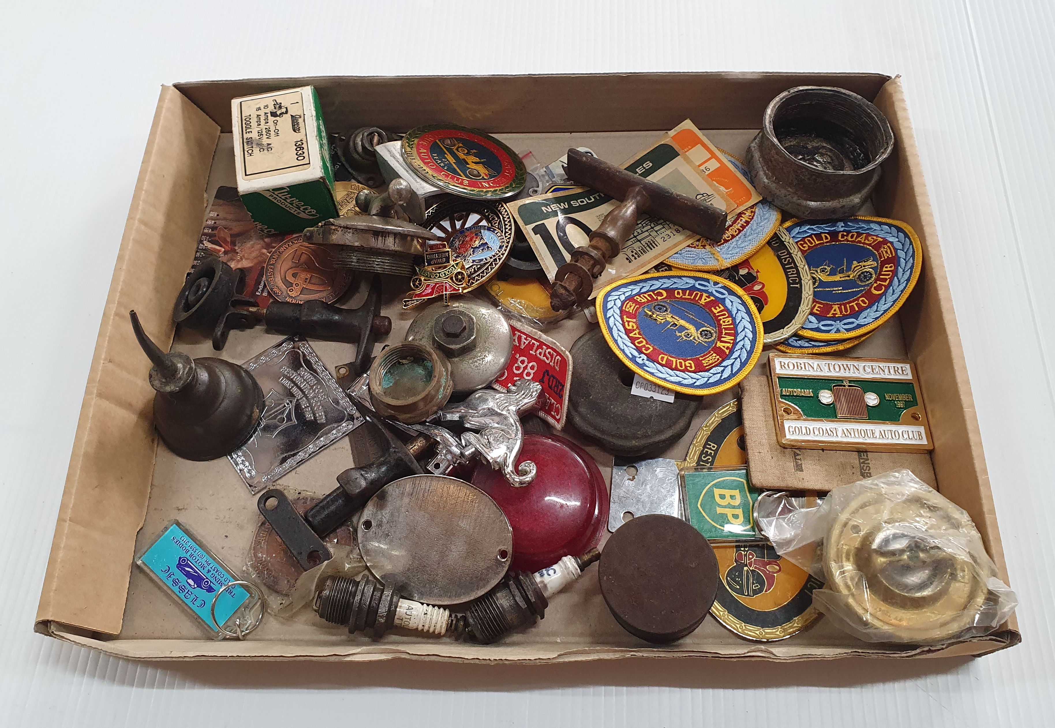 A COLLECTION OF MOTORING INTEREST ITEMS