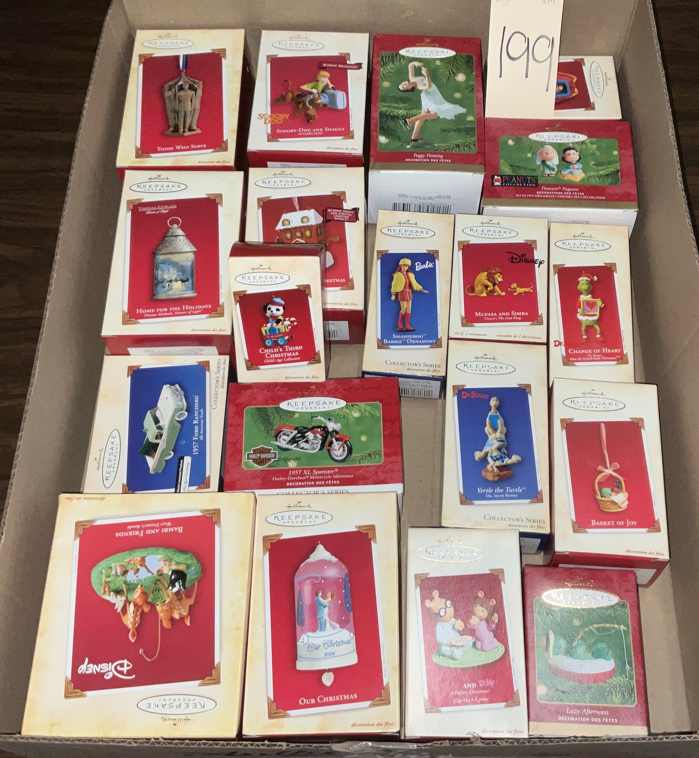 HALLMARK KEEPSAKE ORNAMENTS Teel Auctions
