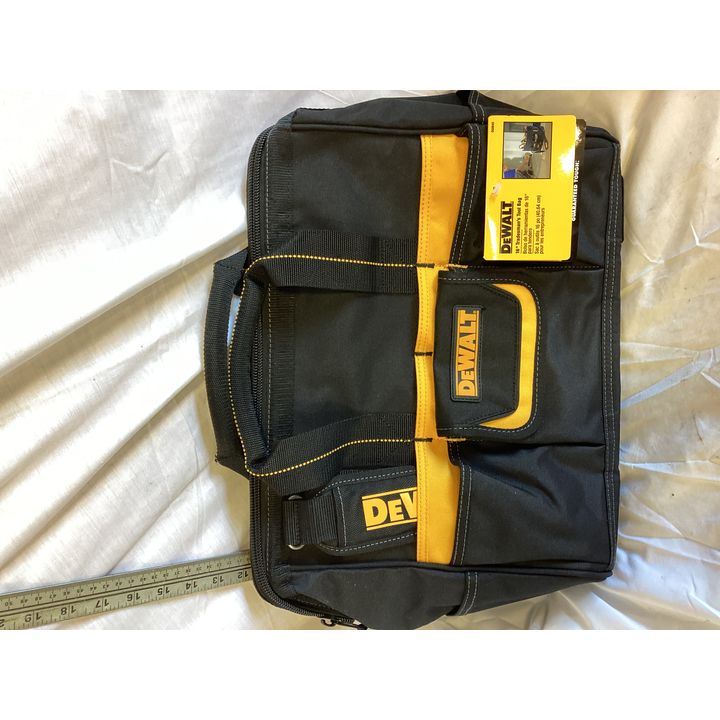 DeWalt 16'' Tradesman's Tool Bag