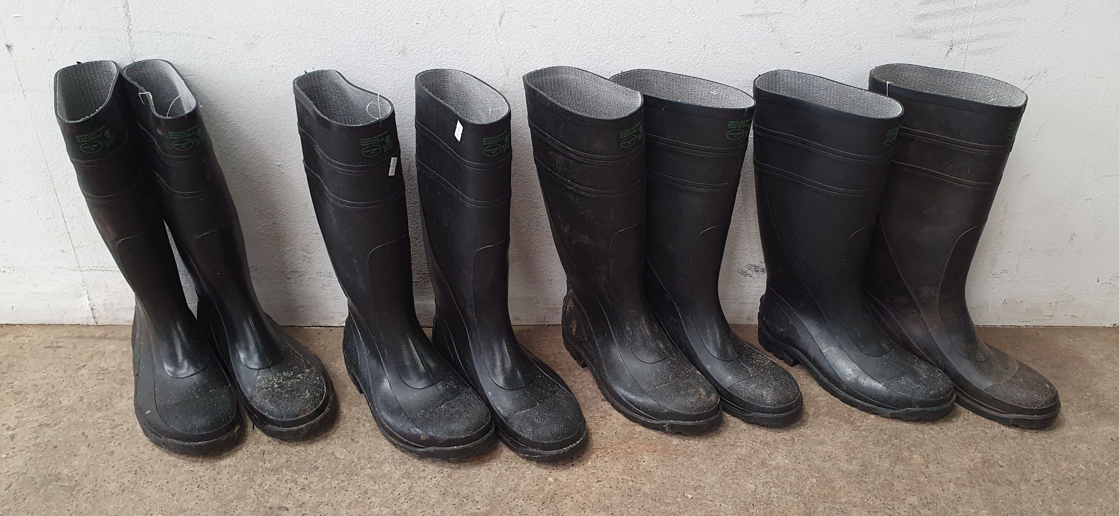 1337 · A GROUP OF FOUR PAIRS OF GUMBOOTS