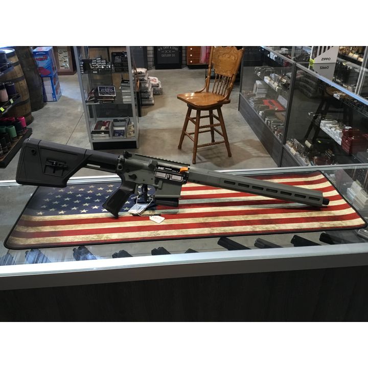 Sig Sauer M400 Predator 5.56 Semi-Automatic Rifle w/ 16'' Barrel and 10rd Pro Mag