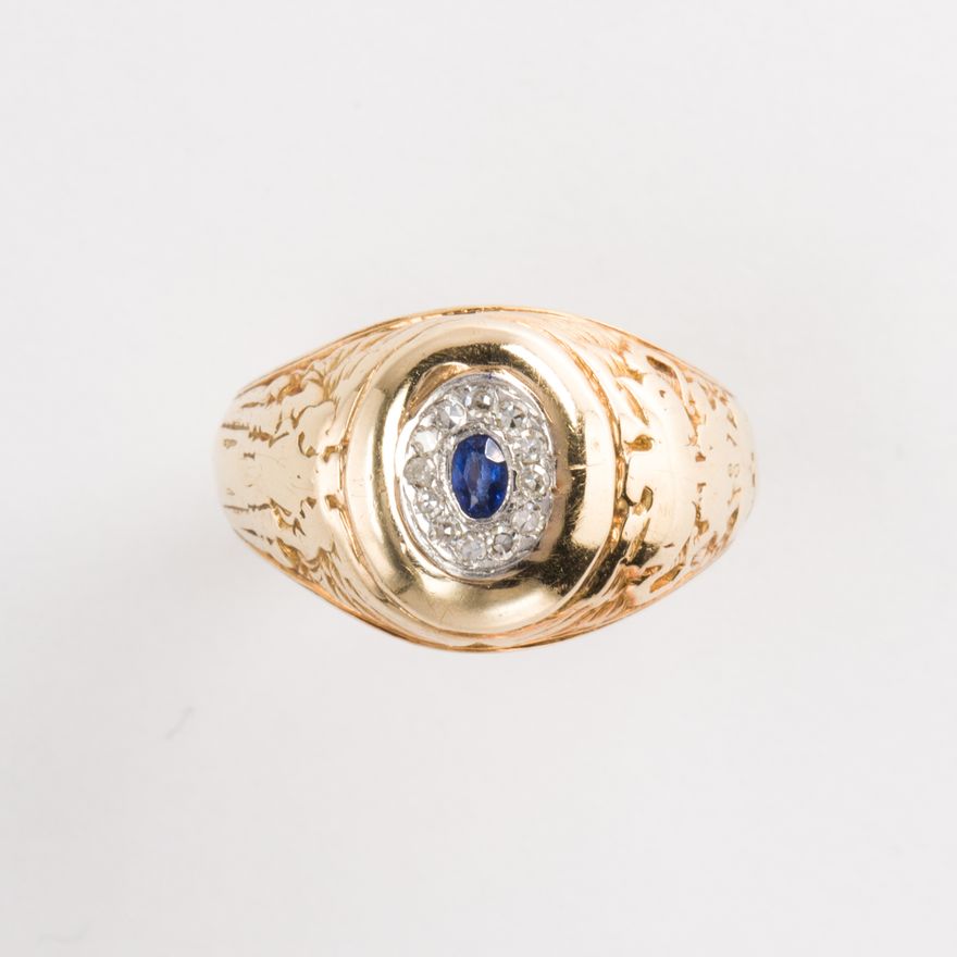 A sapphire, diamond and fourteen karat gold ring, Bailey, Banks & Biddle