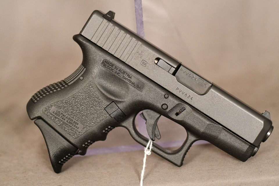 Glock 26, 9mm cal. auto pistol, Black, 3.4
