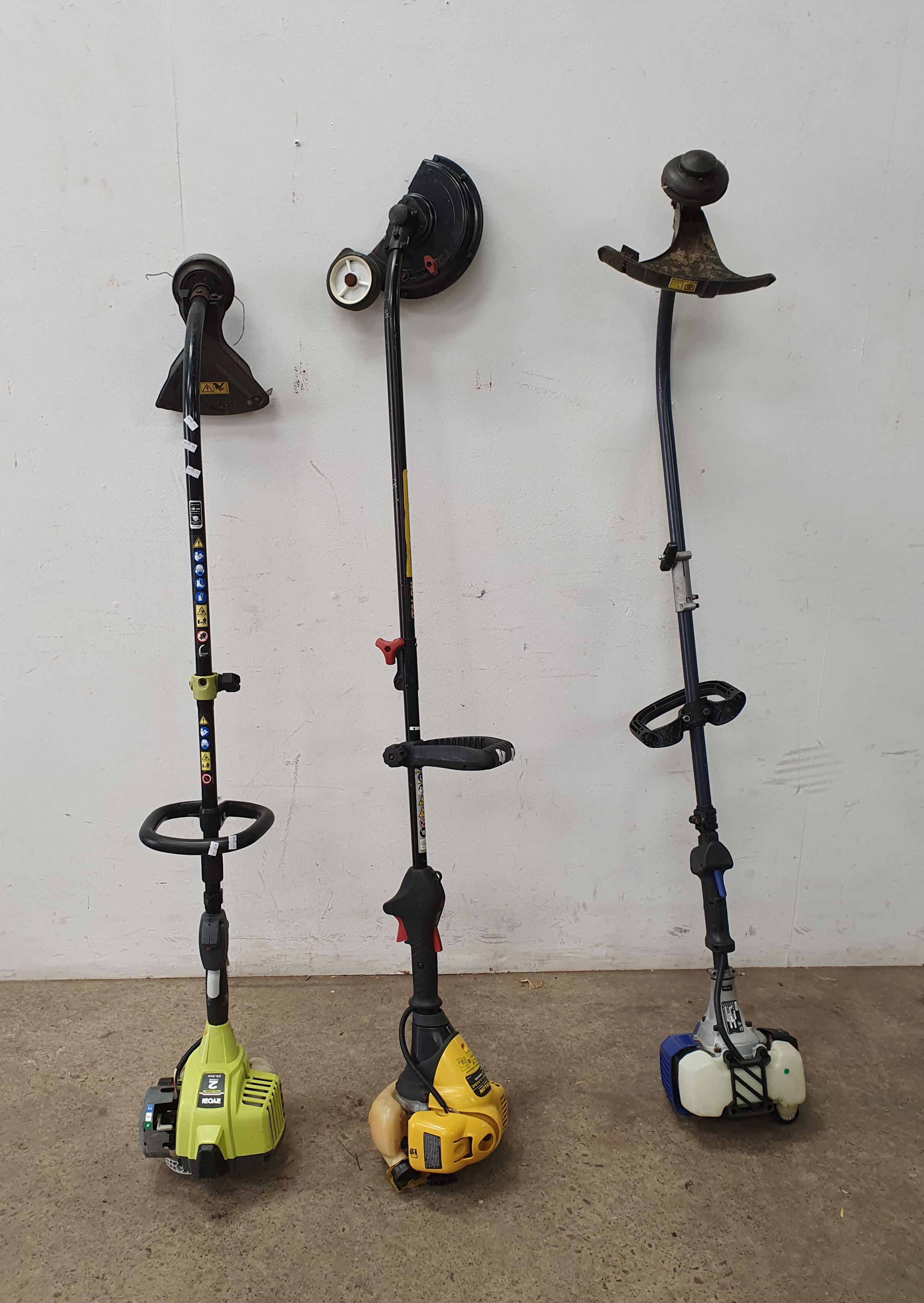 1011 · THREE WIPPER SNIPPERS