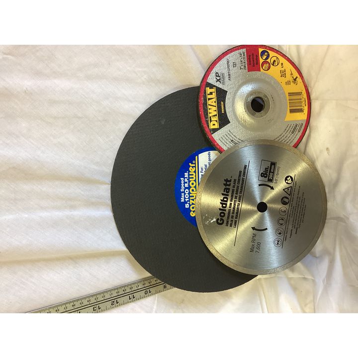 BUYING (3) Assorted Saw Blades