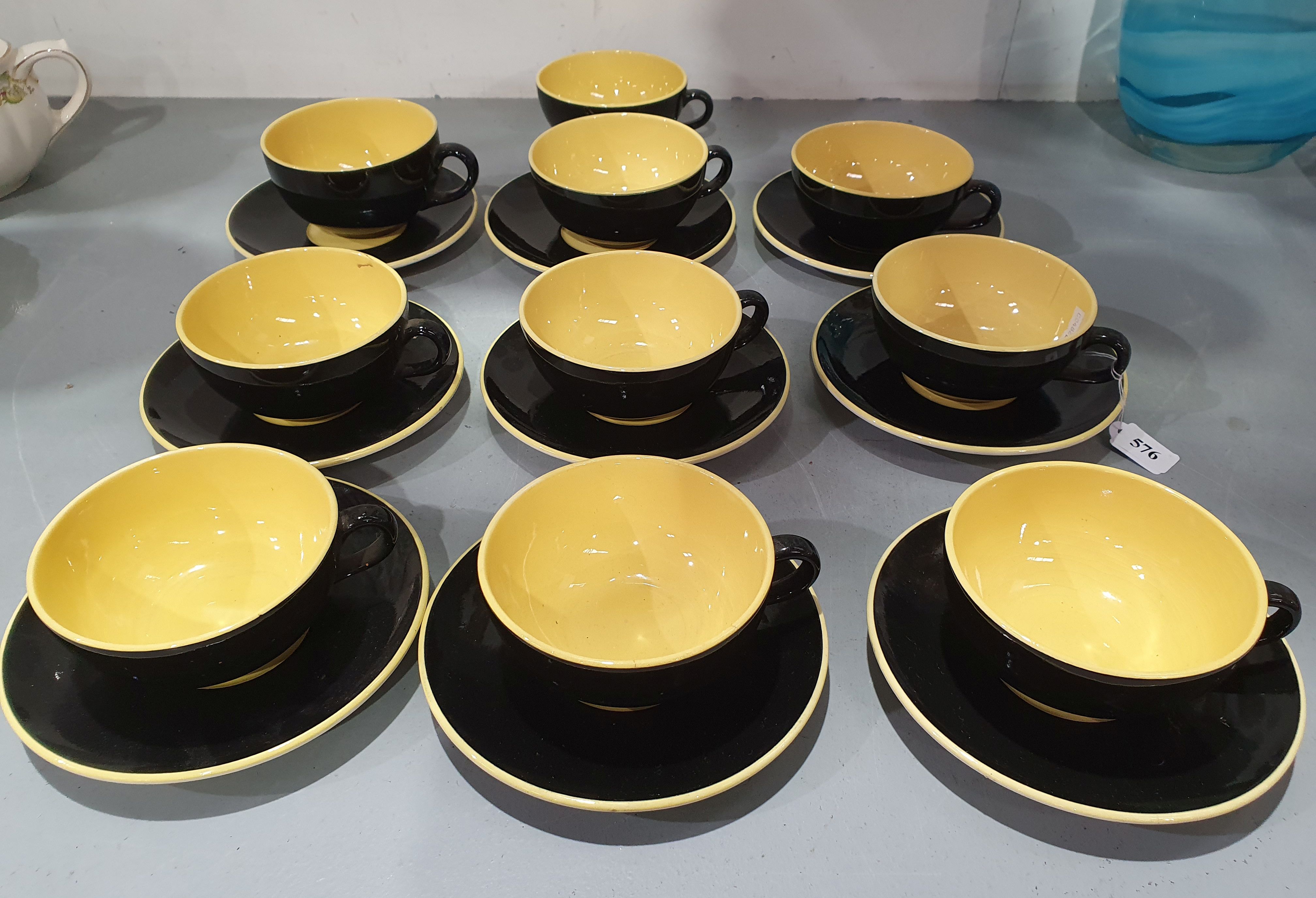 576 · TEN VILLEROY & BOCH 'BIARRITZ' CUP AND SAUCER SETS