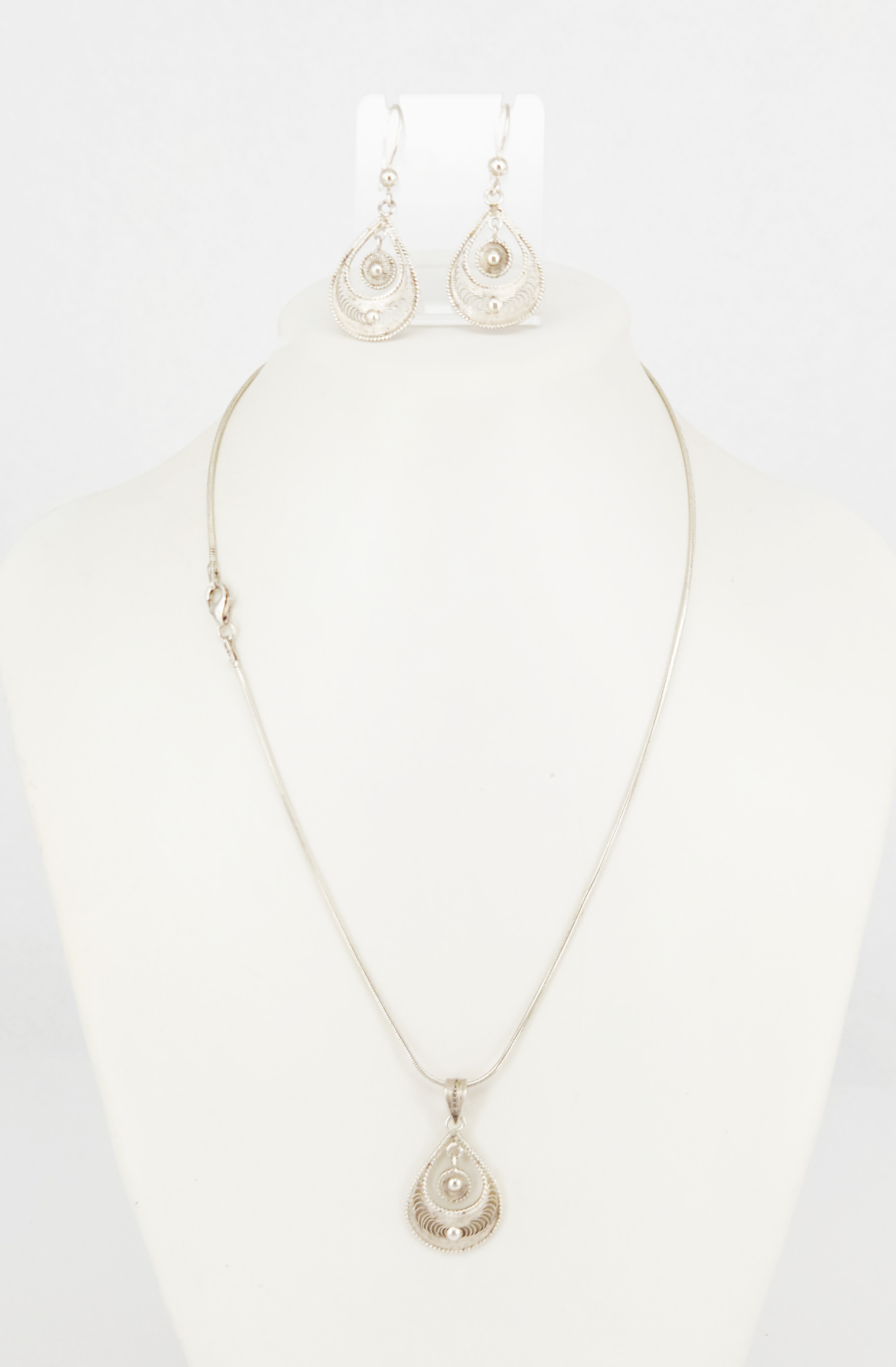 A Silver Filigree Set