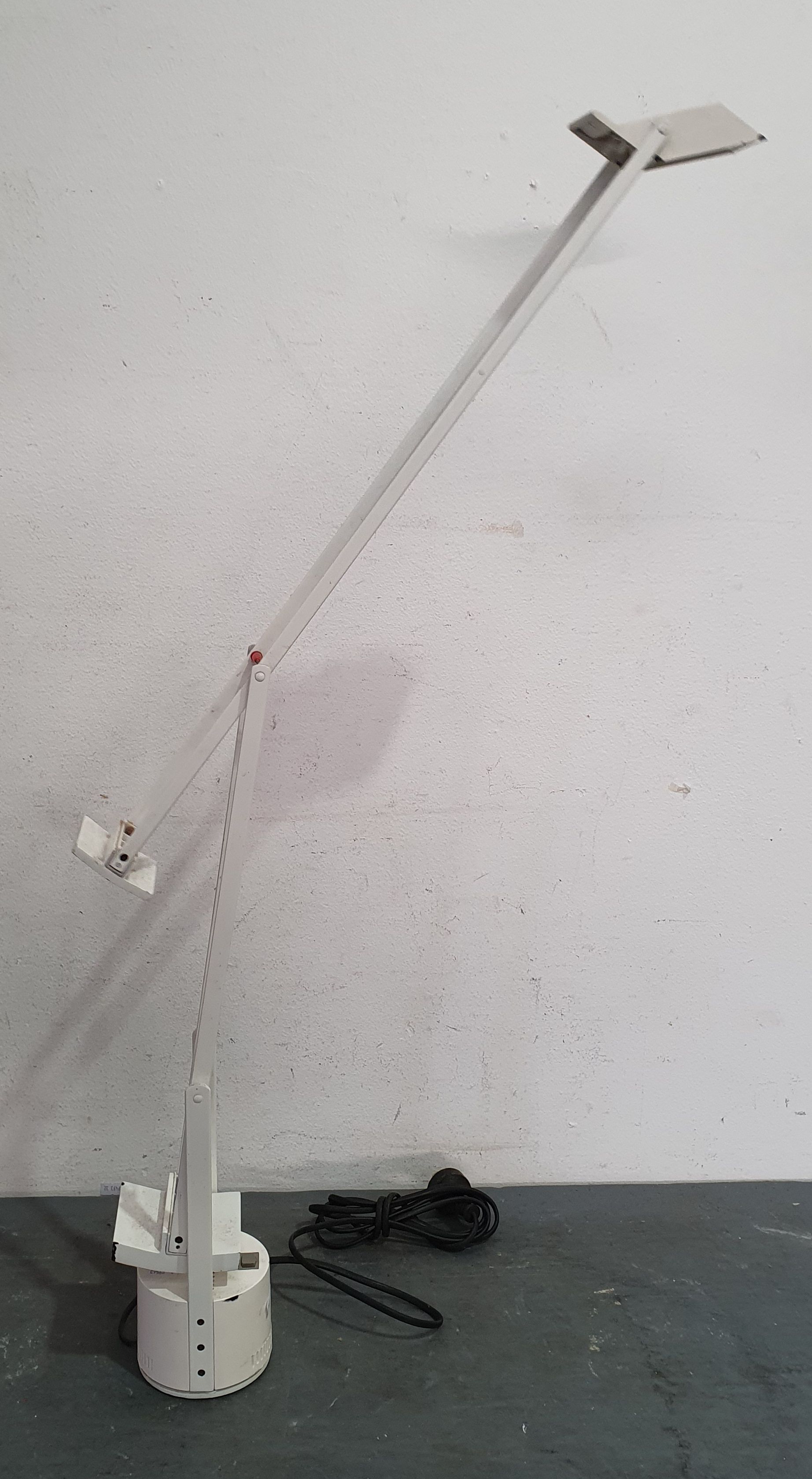 AN ARTIMIDE DESIGNER DESK LAMP