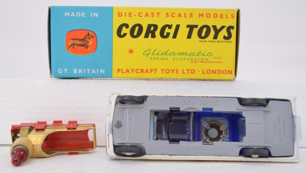 corgi 437 cadillac superior ambulance