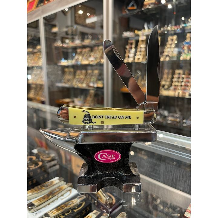 06089 - Yellow Synthetic Smooth "Don't Tread On Me" Trapper, SS