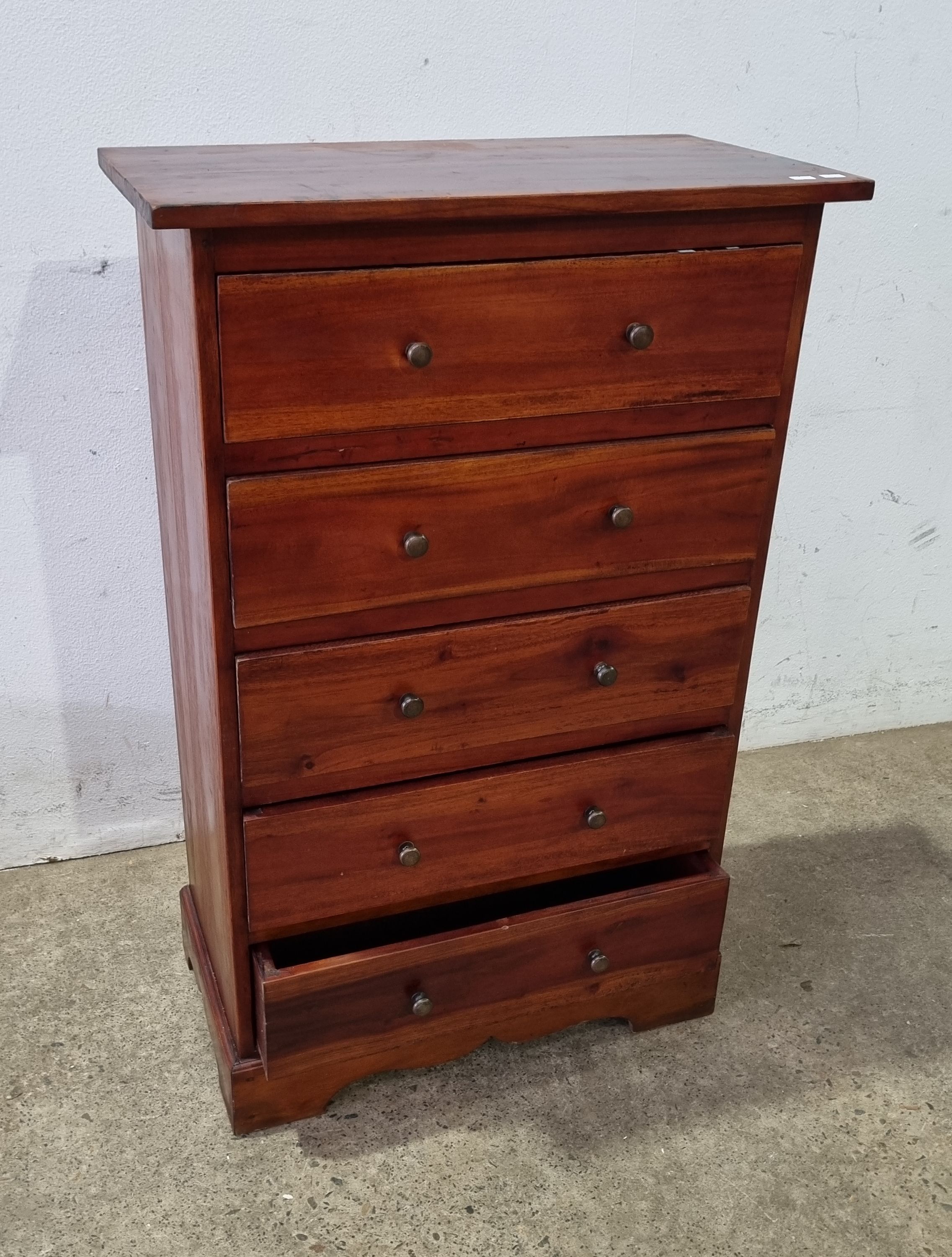 A Hardwood Chest Of 5 Drawers