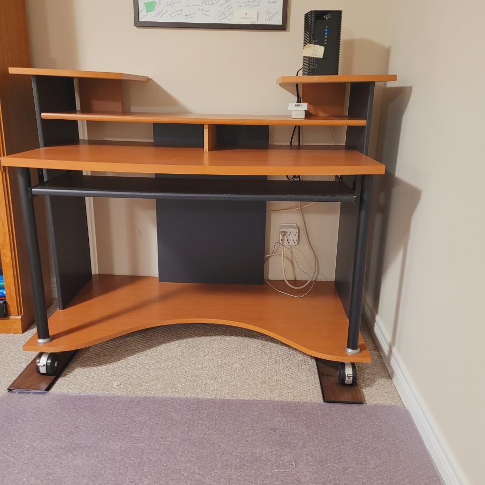 COMPUTER DESK ON CASTERS | Estate Sales Niagara