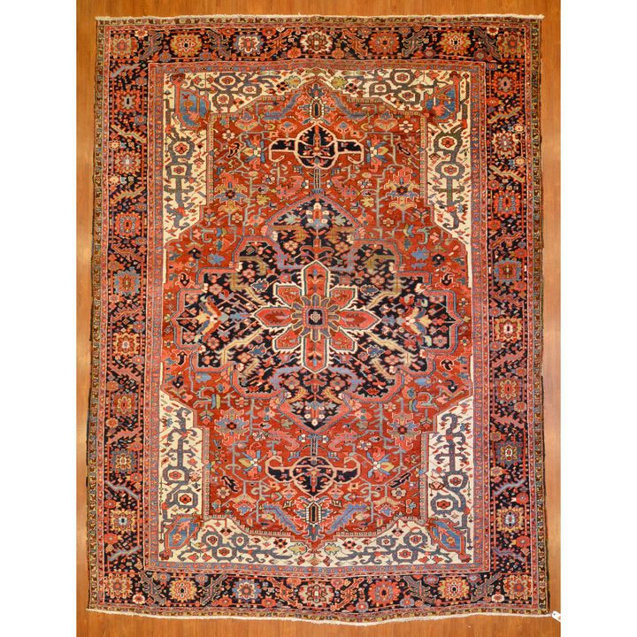 Semi-Antique Heriz Carpet, Persia, 9.3 x 12.6