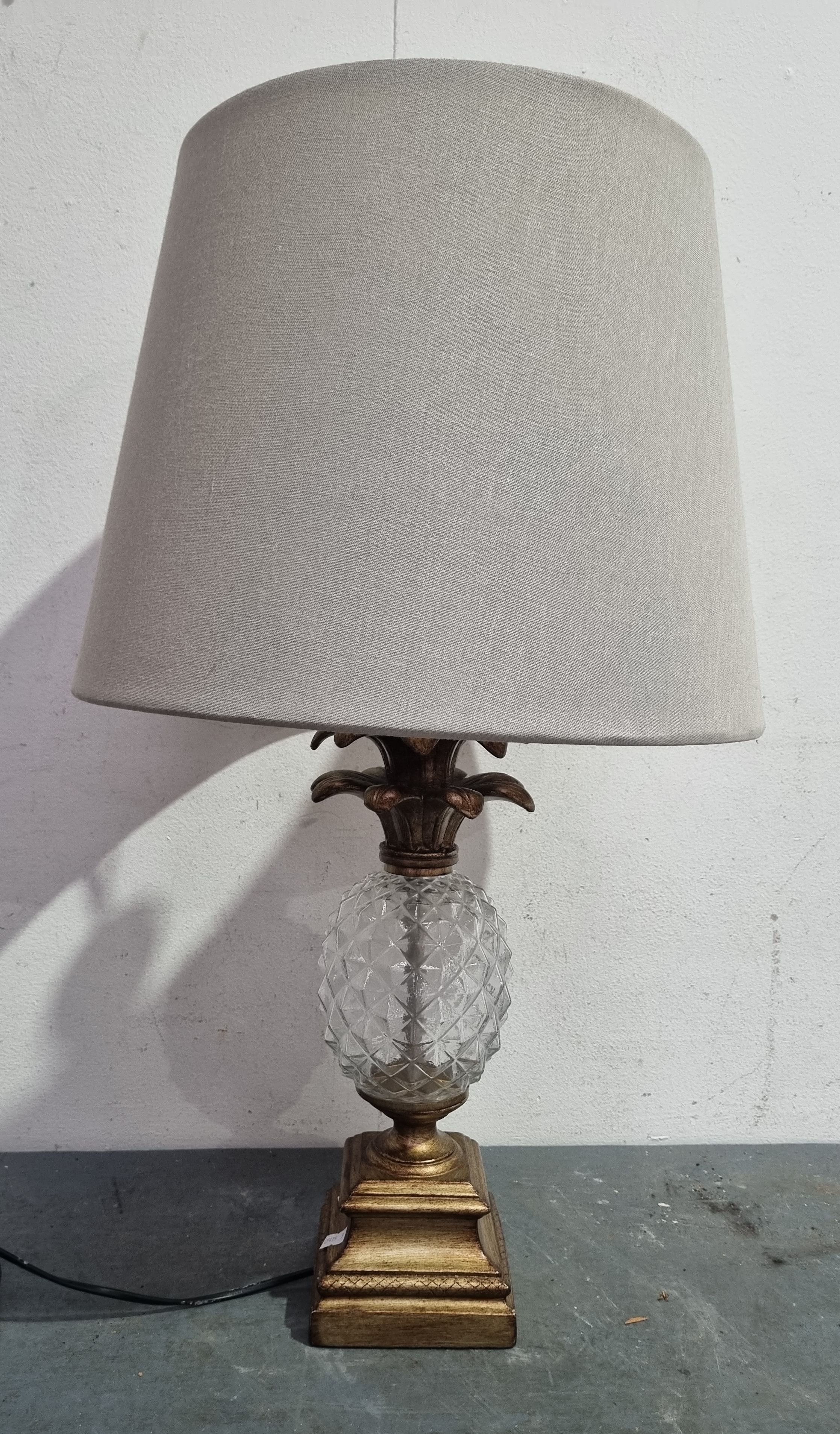 1339 · A TABLE LAMP
