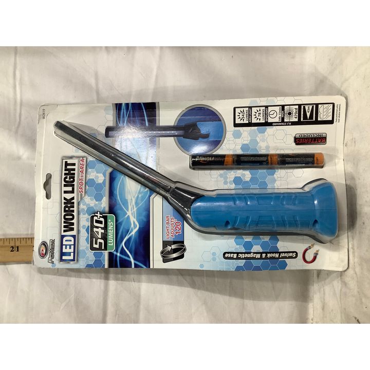 Performance Tool LED Work light 540+ Lumens
