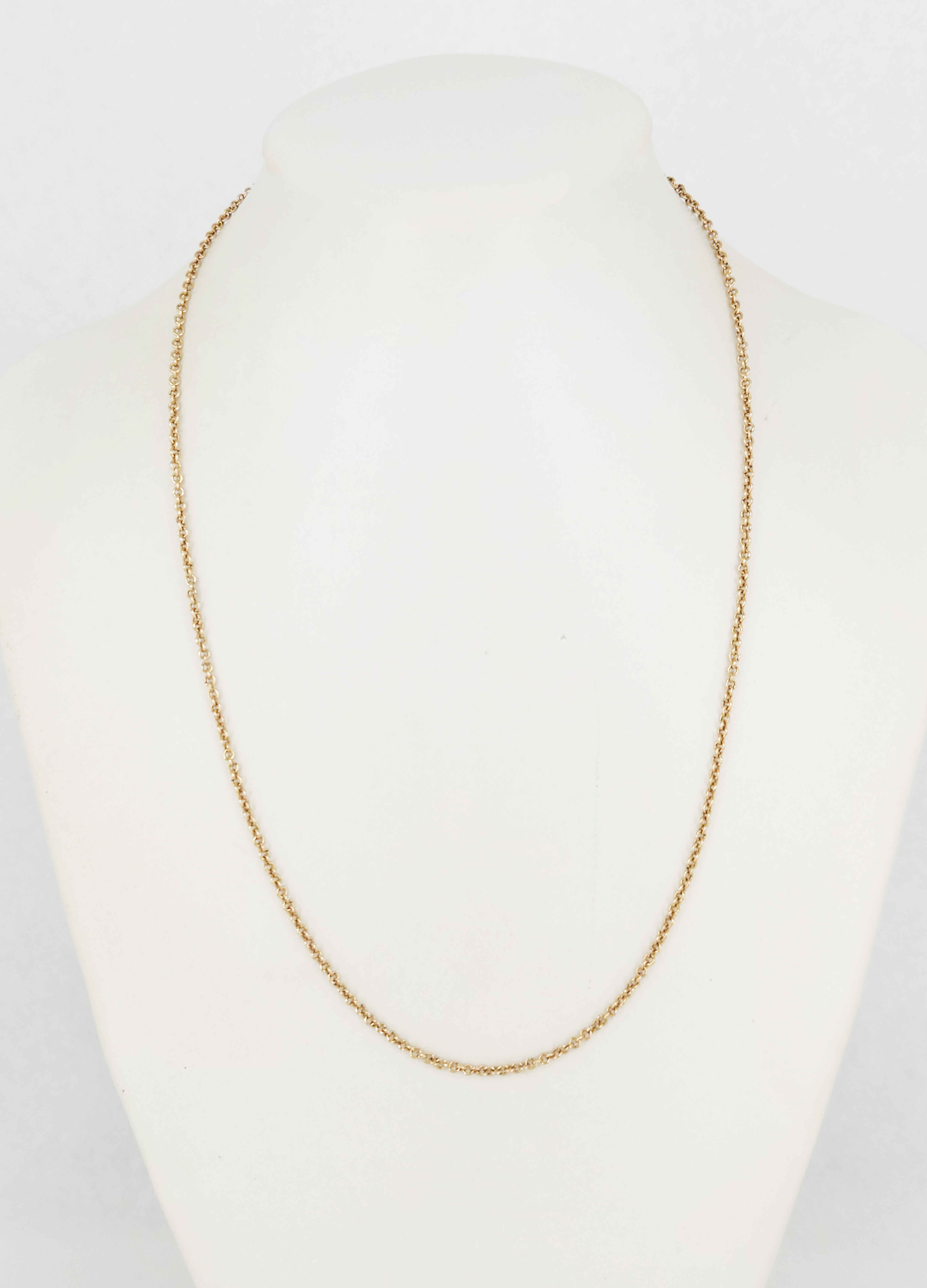 70 · A 9ct YELLOW GOLD CABLE-LINK CHAIN